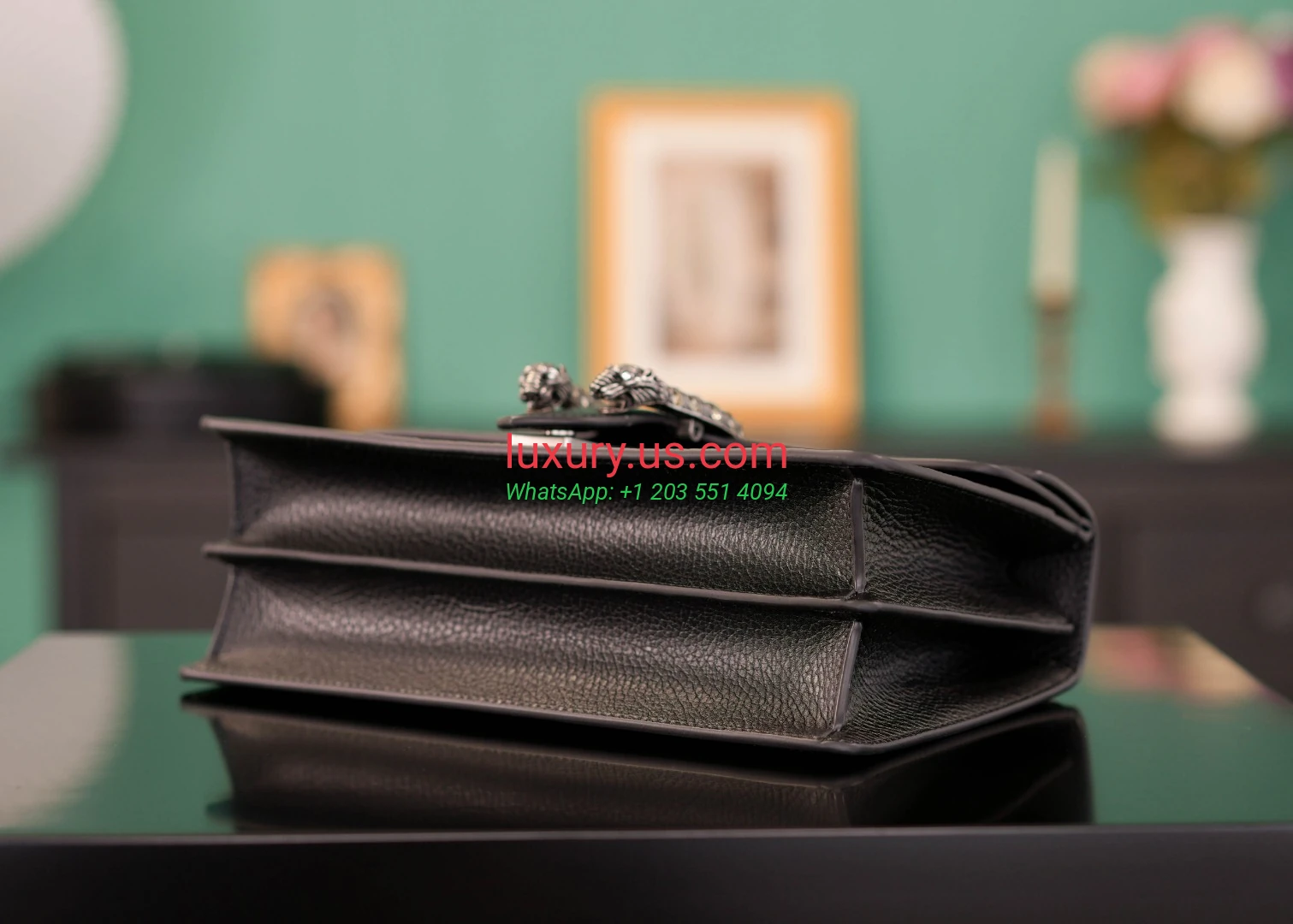 GUCCI Dionysus G400249 Black Diamond Buckle28cm 28x17x9 cm Black - Replica Bag high-quality replicas, exquisite design, perfect details. GUCCI Dionysus G400249 Black Diamond Buckle28cm 28x17x9 cm Black - Replica Bag high-quality replicas, exquisite design, perfect details.