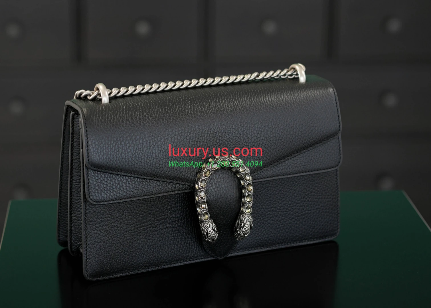 GUCCI Dionysus G400249 Black Diamond Buckle28cm 28x17x9 cm Black - Replica Bag high-quality replicas, exquisite design, perfect details. GUCCI Dionysus G400249 Black Diamond Buckle28cm 28x17x9 cm Black - Replica Bag high-quality replicas, exquisite design, perfect details.