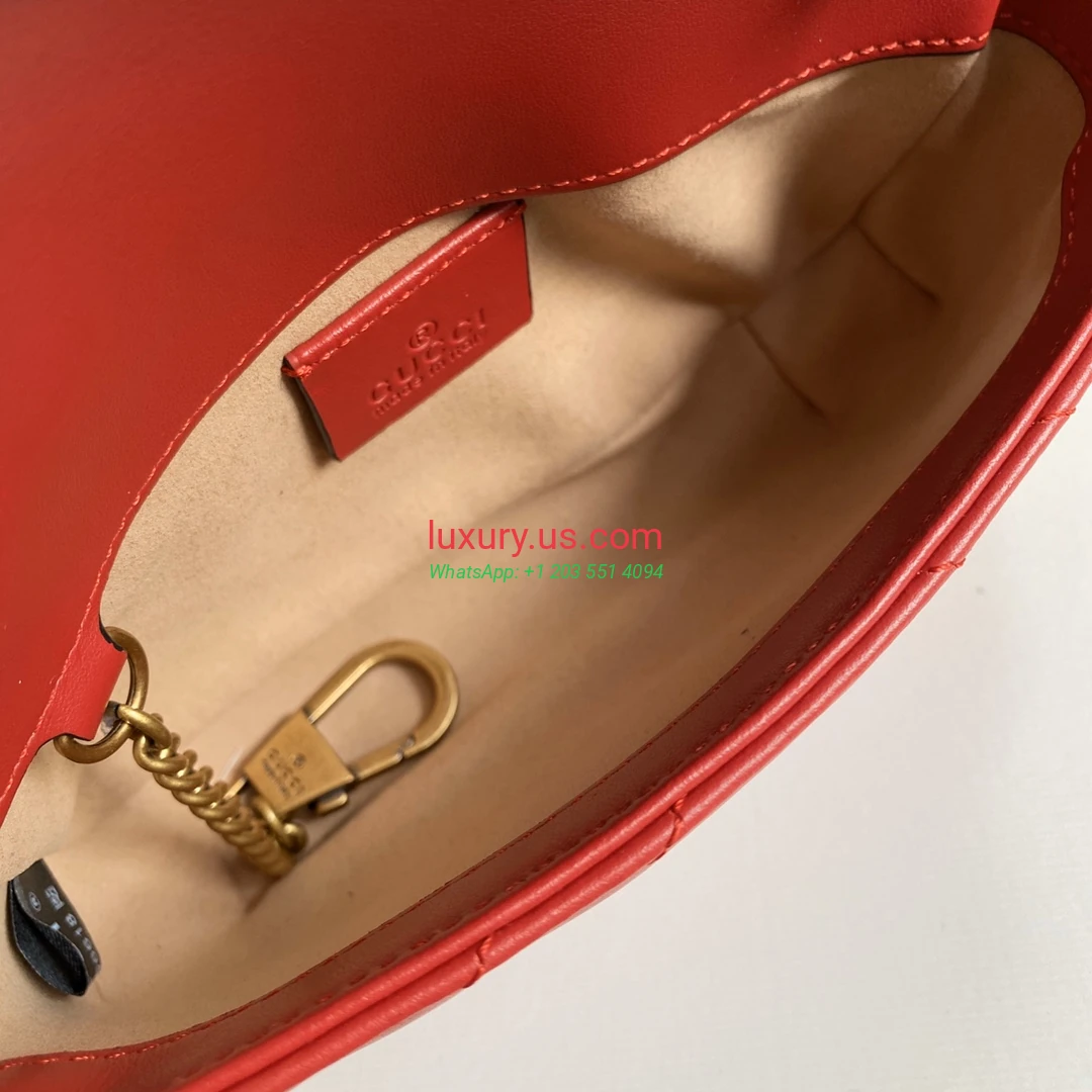 GUCCI GG Marmont G476433 Red 16.5cm 16.5x10x5 cm - Replica Bag high-quality replicas, exquisite design, perfect details. GUCCI GG Marmont G476433 Red 16.5cm 16.5x10x5 cm - Replica Bag high-quality replicas, exquisite design, perfect details.