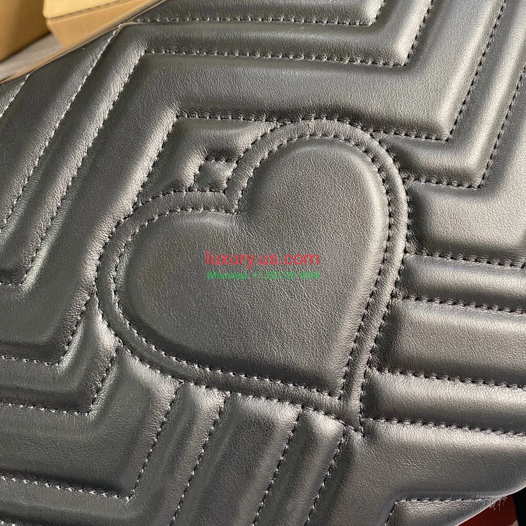 GUCCI GG Marmont G498110 Black 25cm 25x19x8 cm - Replica Bag high-quality replicas, exquisite design, perfect details. GUCCI GG Marmont G498110 Black 25cm 25x19x8 cm - Replica Bag high-quality replicas, exquisite design, perfect details.