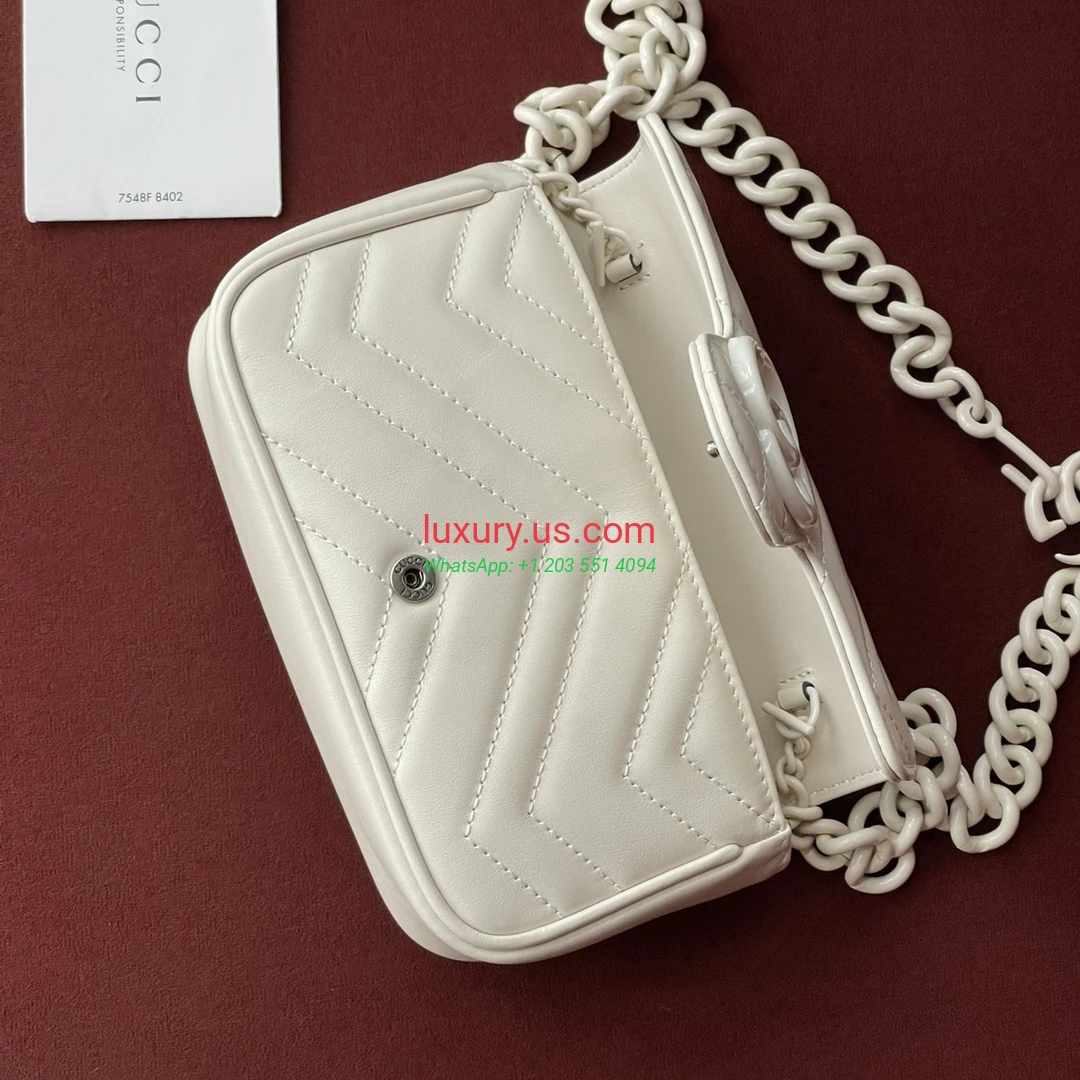 GUCCI GG Marmont G699757 16.5x10x4.5 cm - Replica Bag high-quality replicas, exquisite design, perfect details. GUCCI GG Marmont G699757 16.5x10x4.5 cm - Replica Bag high-quality replicas, exquisite design, perfect details.