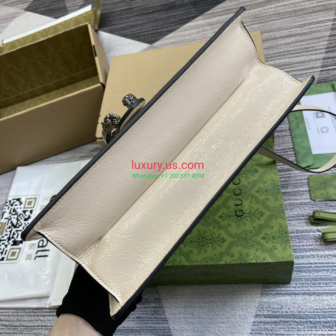 GUCCI Dionysus G797 White 29cm 29x20x10.5 cm White patent leather - Replica Bag high-quality replicas, exquisite design, perfect details. GUCCI Dionysus G797 White 29cm 29x20x10.5 cm White patent leather - Replica Bag high-quality replicas, exquisite design, perfect details.