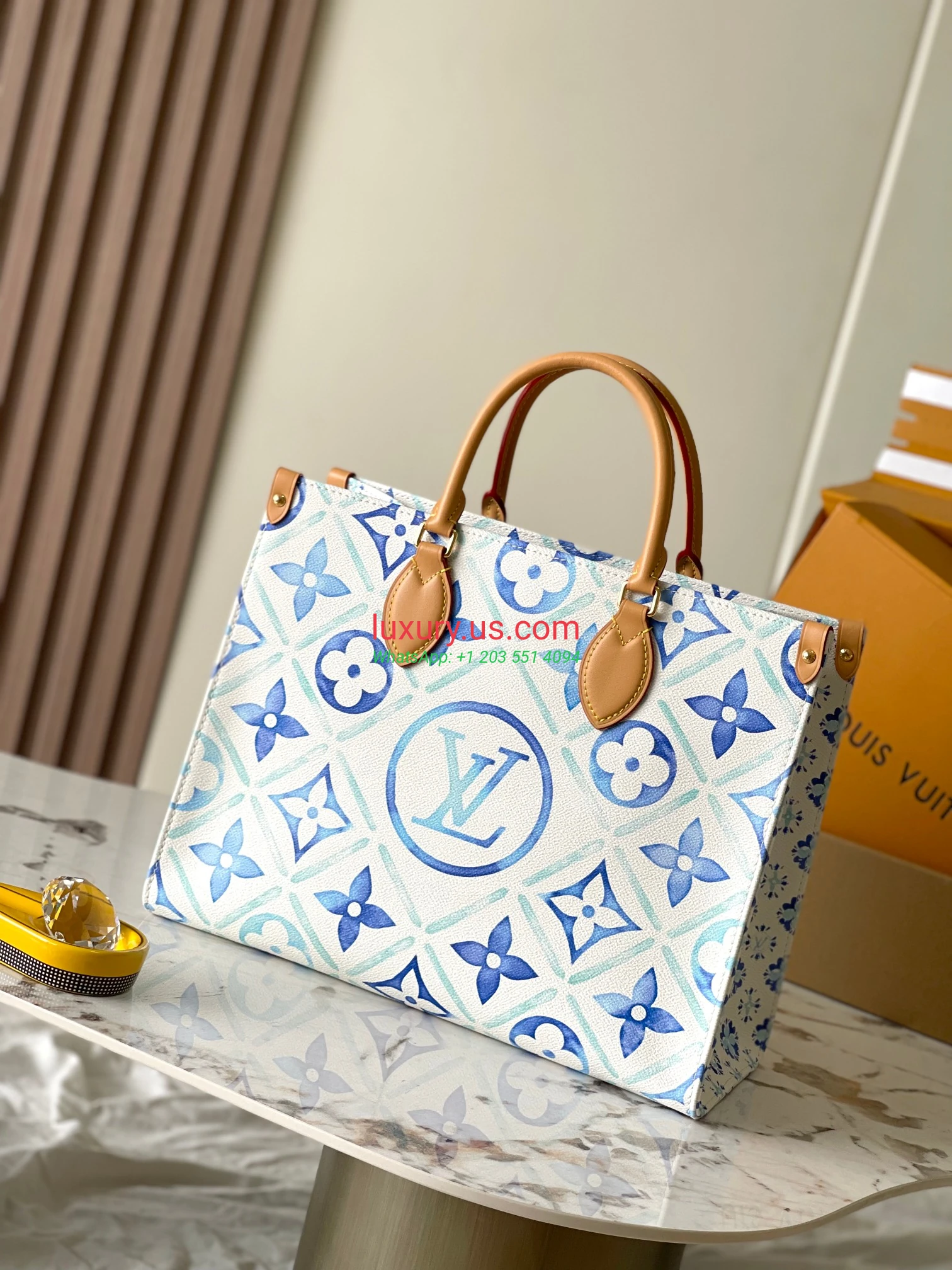 LOUISVUITTON OnTheGo M11262 35x27x14 cm - Replica Bag high-quality replicas, exquisite design, perfect details. LOUISVUITTON OnTheGo M11262 35x27x14 cm - Replica Bag high-quality replicas, exquisite design, perfect details.