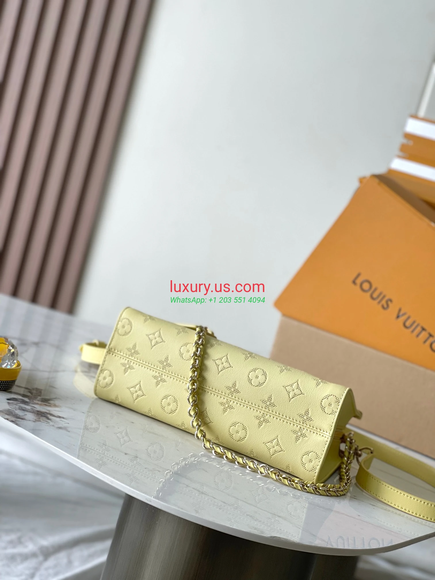 LOUISVUITTON OnTheGo M11273 25x13x10 cm Yellow - Replica Bag high-quality replicas, exquisite design, perfect details. LOUISVUITTON OnTheGo M11273 25x13x10 cm Yellow - Replica Bag high-quality replicas, exquisite design, perfect details.