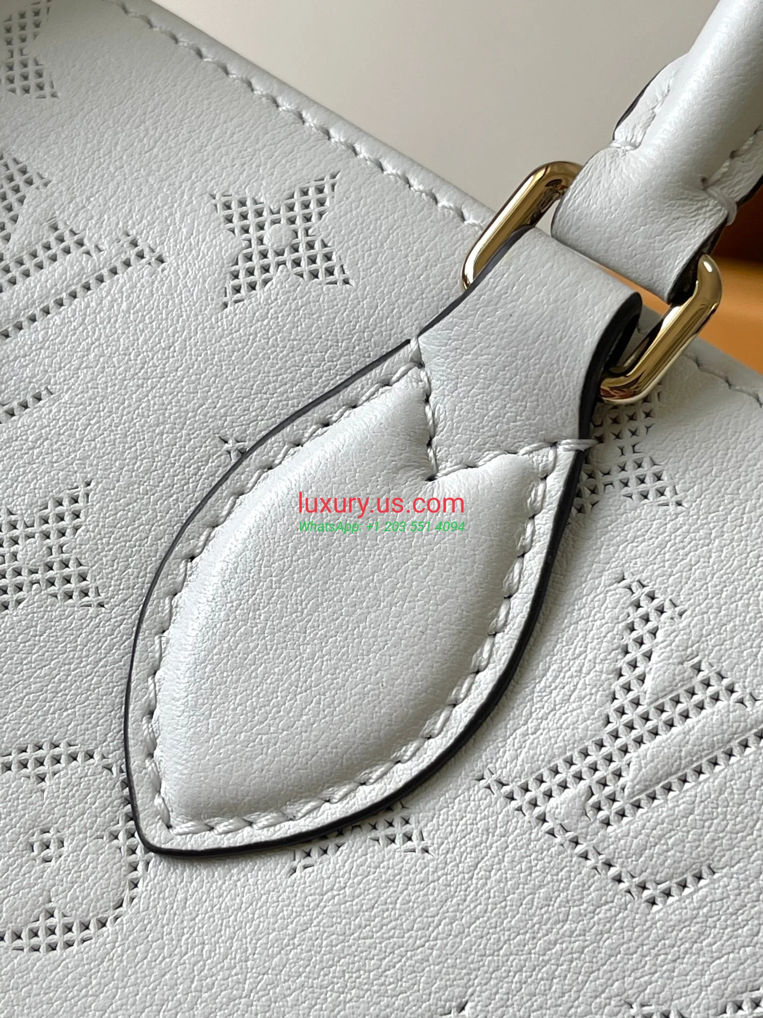 LOUISVUITTON OnTheGo M11274 25x13x10 cm white - Replica Bag high-quality replicas, exquisite design, perfect details. LOUISVUITTON OnTheGo M11274 25x13x10 cm white - Replica Bag high-quality replicas, exquisite design, perfect details.