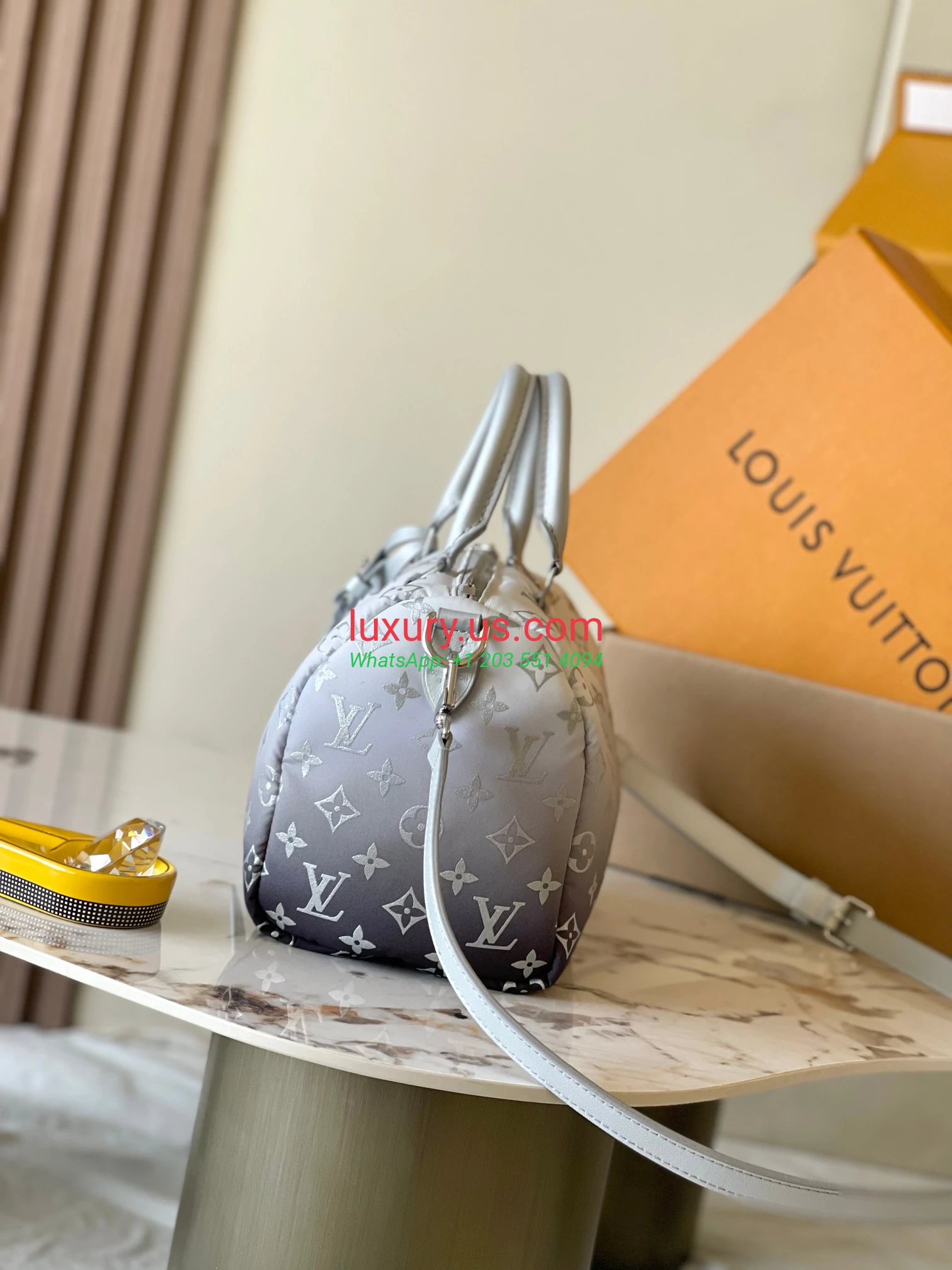 LOUISVUITTON Speedy M11848 25x19x15 cm - Replica Bag high-quality replicas, exquisite design, perfect details. LOUISVUITTON Speedy M11848 25x19x15 cm - Replica Bag high-quality replicas, exquisite design, perfect details.