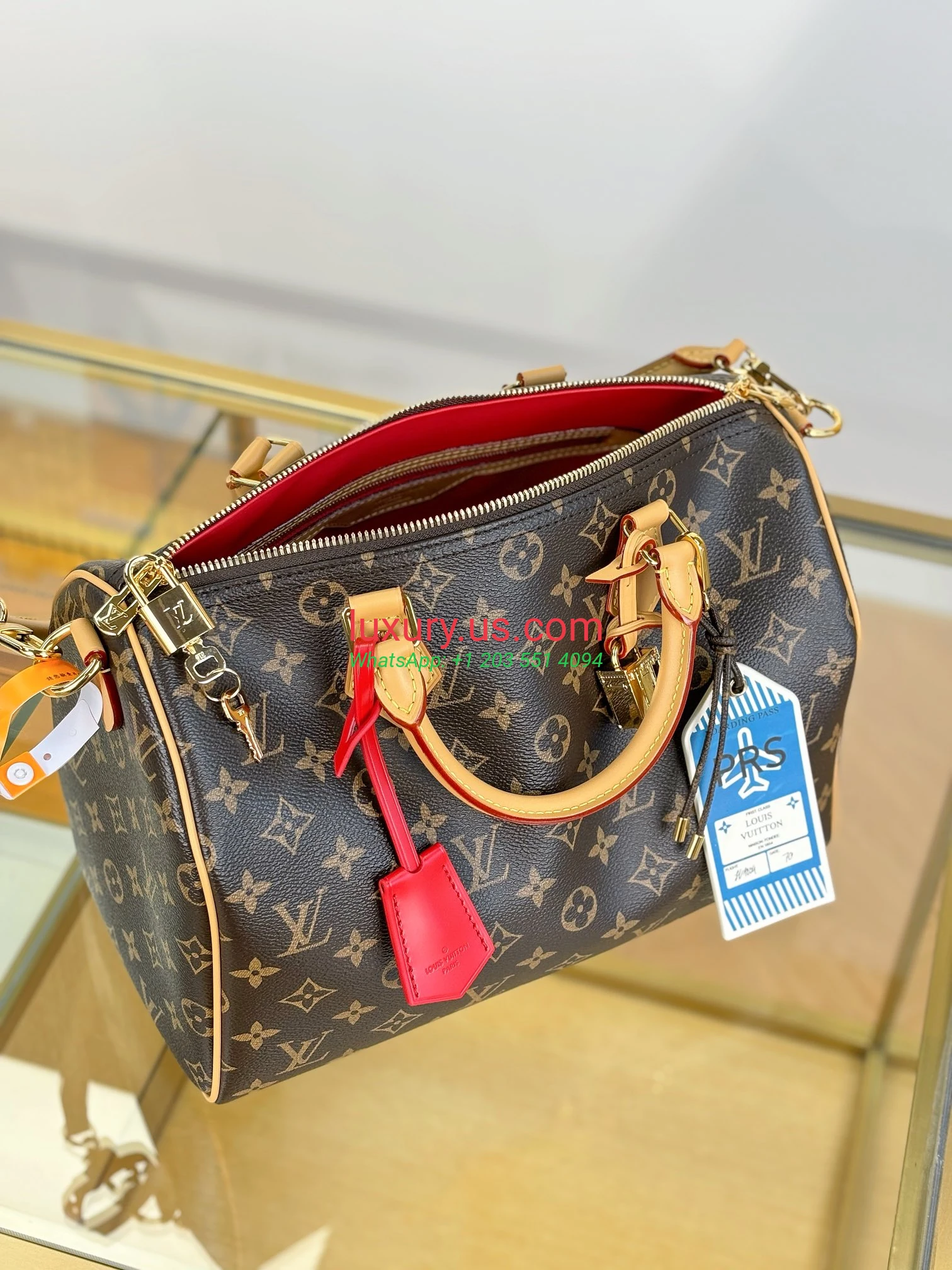 LOUISVUITTON Speedy M11945 30x21x17 cm - Replica Bag high-quality replicas, exquisite design, perfect details. LOUISVUITTON Speedy M11945 30x21x17 cm - Replica Bag high-quality replicas, exquisite design, perfect details.