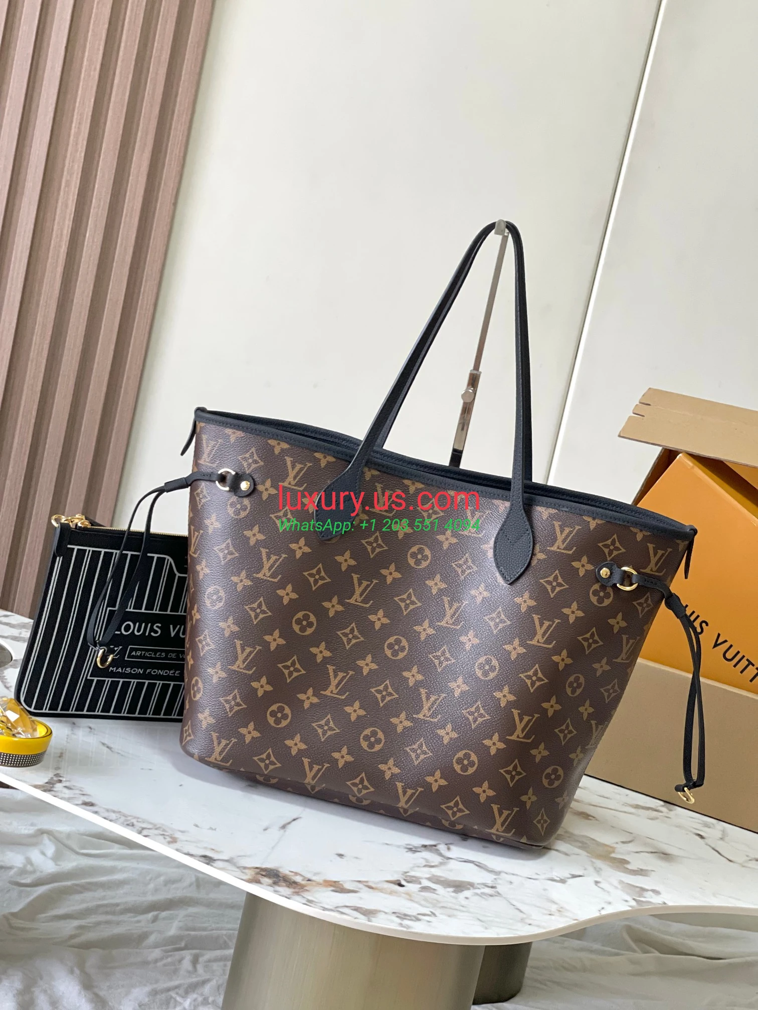 LOUISVUITTON Neverfull M11946 31x28x14 cm black - Replica Bag high-quality replicas, exquisite design, perfect details. LOUISVUITTON Neverfull M11946 31x28x14 cm black - Replica Bag high-quality replicas, exquisite design, perfect details.