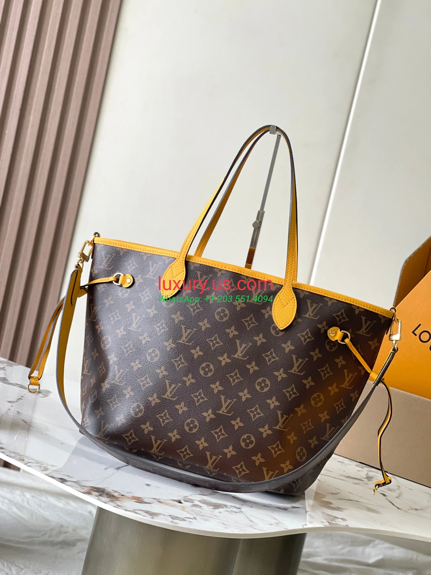 LOUISVUITTON Neverfull M11947 31x28x14 cm Yellow - Replica Bag high-quality replicas, exquisite design, perfect details. LOUISVUITTON Neverfull M11947 31x28x14 cm Yellow - Replica Bag high-quality replicas, exquisite design, perfect details.