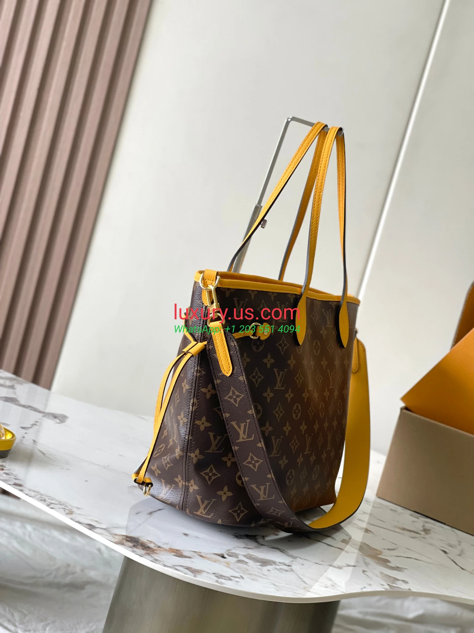 LOUISVUITTON Neverfull M11947 31x28x14 cm Yellow - Replica Bag high-quality replicas, exquisite design, perfect details. LOUISVUITTON Neverfull M11947 31x28x14 cm Yellow - Replica Bag high-quality replicas, exquisite design, perfect details.