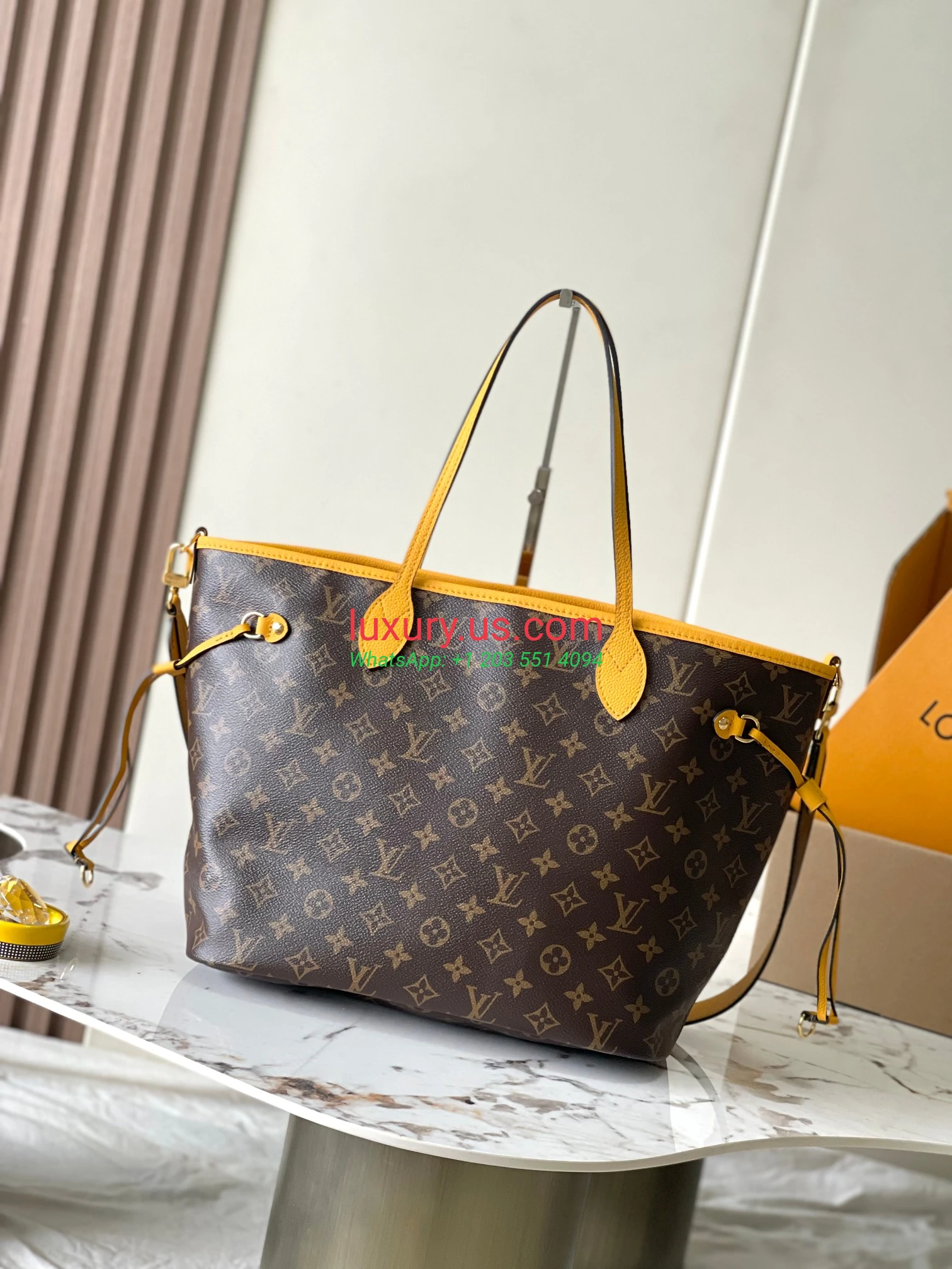 LOUISVUITTON Neverfull M11947 31x28x14 cm Yellow - Replica Bag high-quality replicas, exquisite design, perfect details. LOUISVUITTON Neverfull M11947 31x28x14 cm Yellow - Replica Bag high-quality replicas, exquisite design, perfect details.