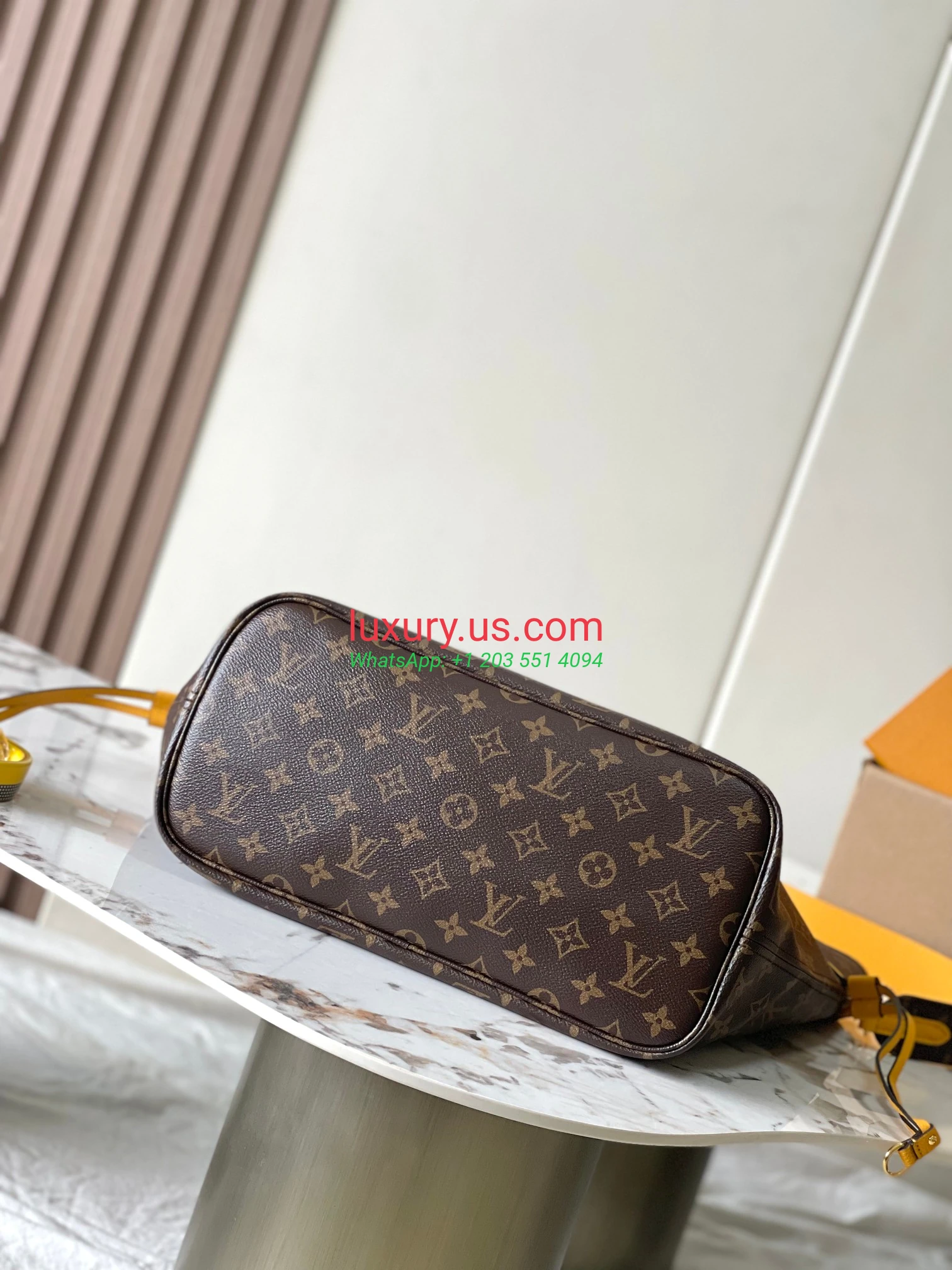 LOUISVUITTON Neverfull M11947 31x28x14 cm Yellow - Replica Bag high-quality replicas, exquisite design, perfect details. LOUISVUITTON Neverfull M11947 31x28x14 cm Yellow - Replica Bag high-quality replicas, exquisite design, perfect details.