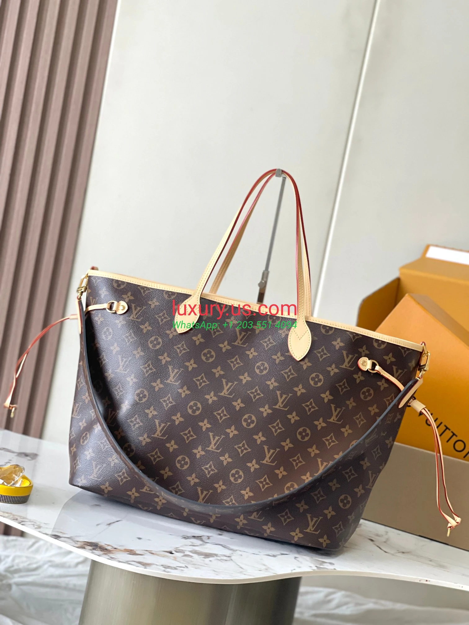 LOUISVUITTON Neverfull M11948 39x32x19 cm - Replica Bag high-quality replicas, exquisite design, perfect details. LOUISVUITTON Neverfull M11948 39x32x19 cm - Replica Bag high-quality replicas, exquisite design, perfect details.