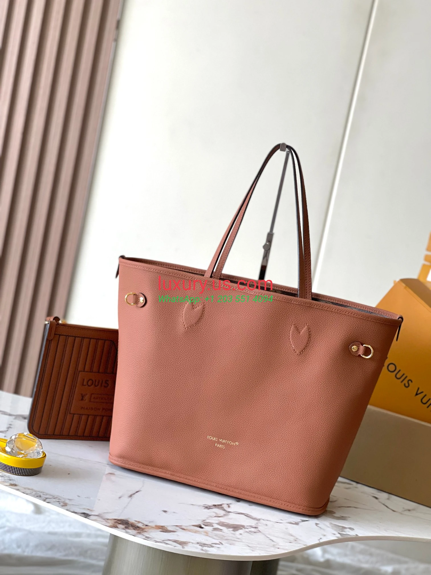 LOUISVUITTON Neverfull M12061 31x28x14 cm Brown - Replica Bag high-quality replicas, exquisite design, perfect details. LOUISVUITTON Neverfull M12061 31x28x14 cm Brown - Replica Bag high-quality replicas, exquisite design, perfect details.