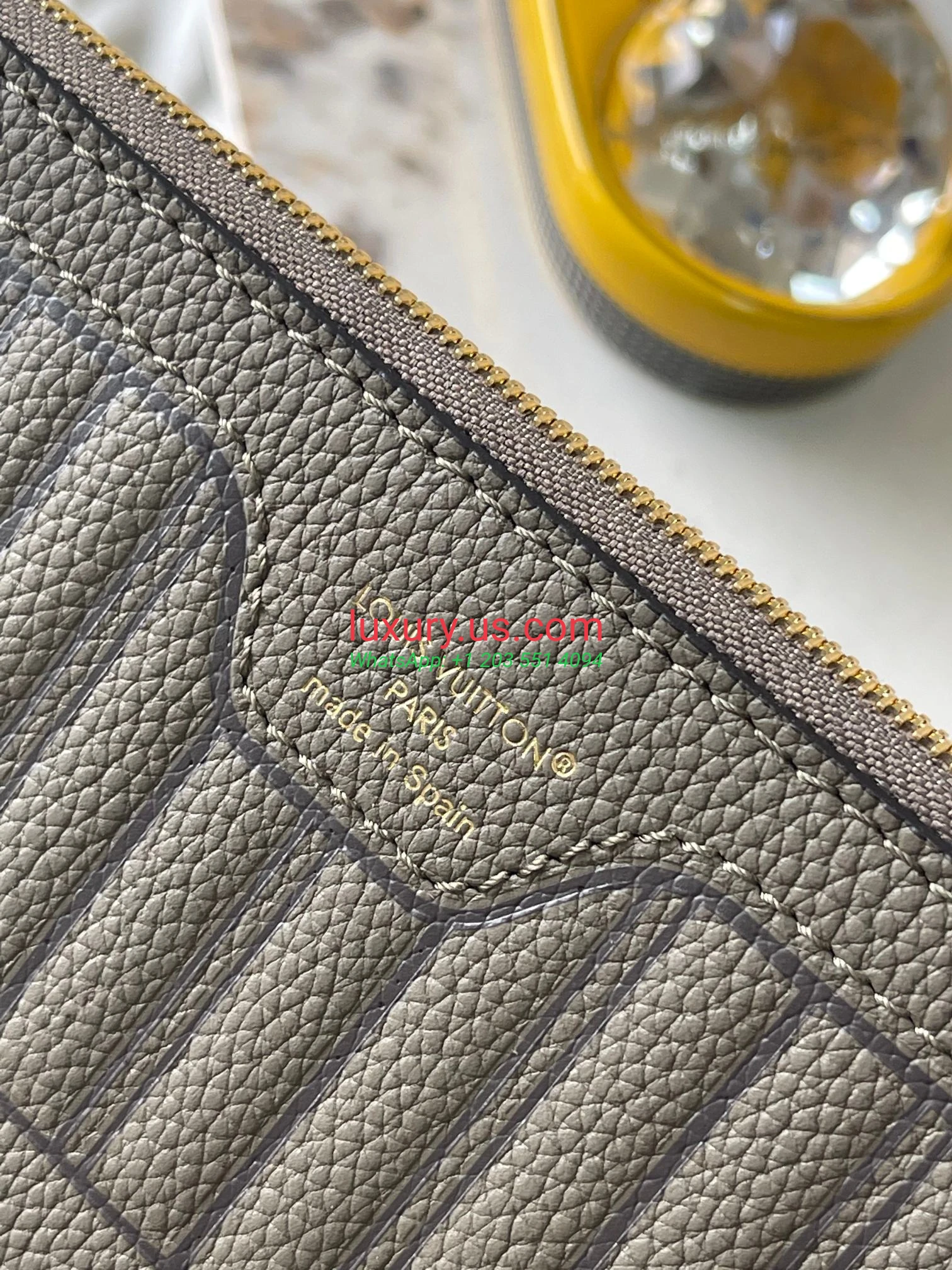 LOUISVUITTON Neverfull M12063 31x28x14 cm elephant gray - Replica Bag high-quality replicas, exquisite design, perfect details. LOUISVUITTON Neverfull M12063 31x28x14 cm elephant gray - Replica Bag high-quality replicas, exquisite design, perfect details.