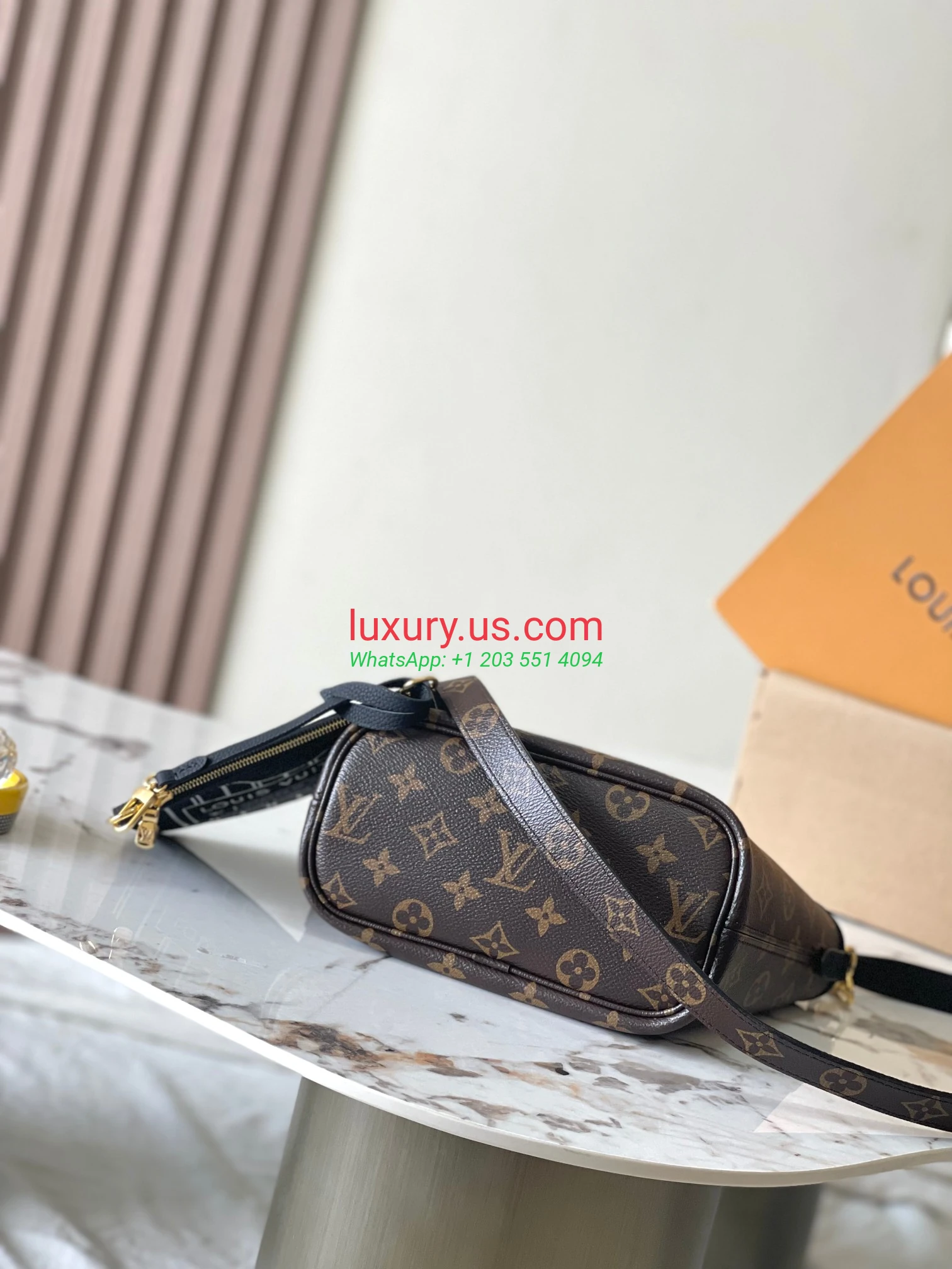 LOUISVUITTON Neverfull M12099 24x14x9 cm dynamic black - Replica Bag high-quality replicas, exquisite design, perfect details. LOUISVUITTON Neverfull M12099 24x14x9 cm dynamic black - Replica Bag high-quality replicas, exquisite design, perfect details.
