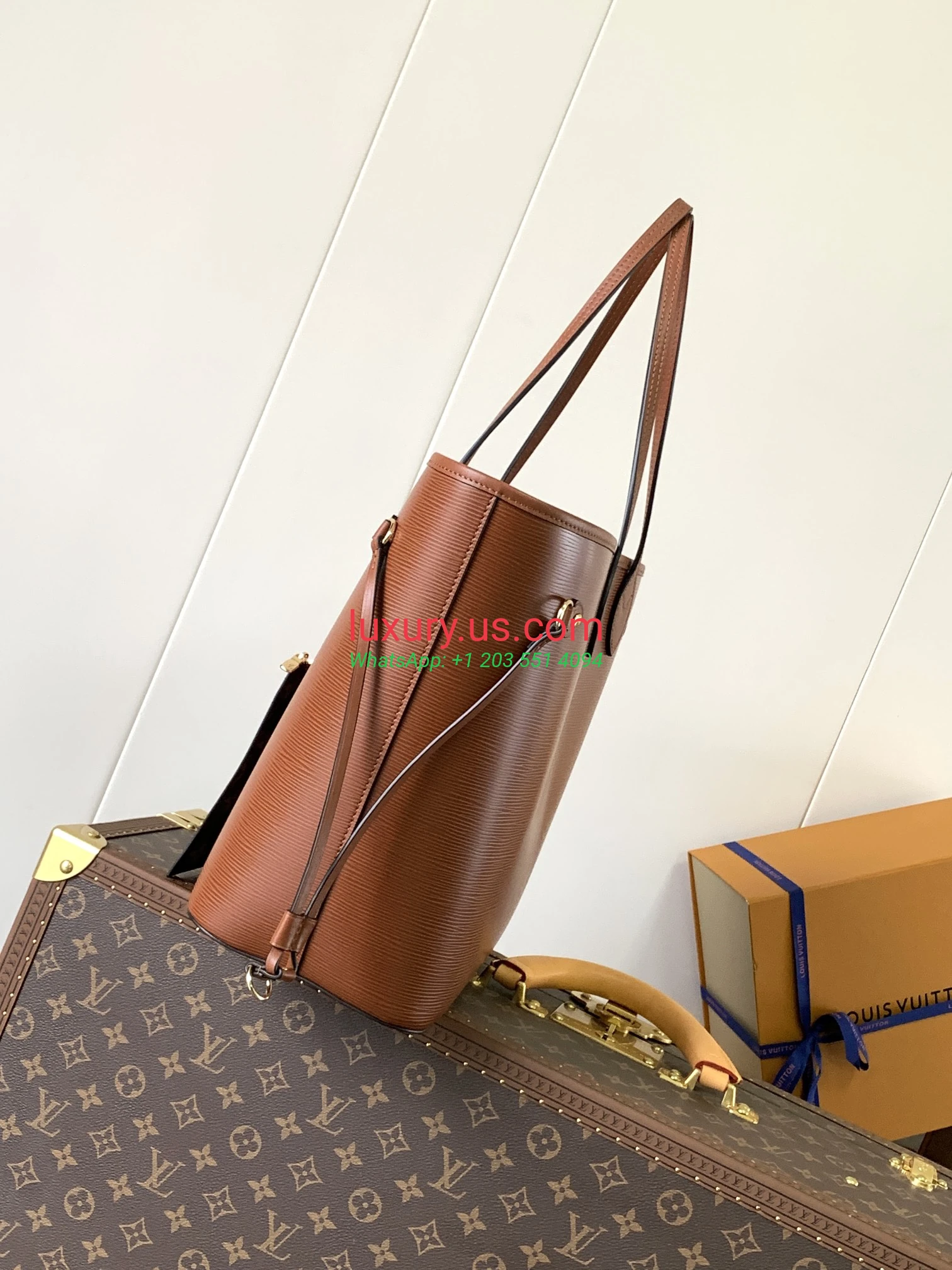 LOUISVUITTON Neverfull M12467 32x29x19 cm black, green, red, brown - Replica Bag high-quality replicas, exquisite design, perfect details. LOUISVUITTON Neverfull M12467 32x29x19 cm black, green, red, brown - Replica Bag high-quality replicas, exquisite design, perfect details.