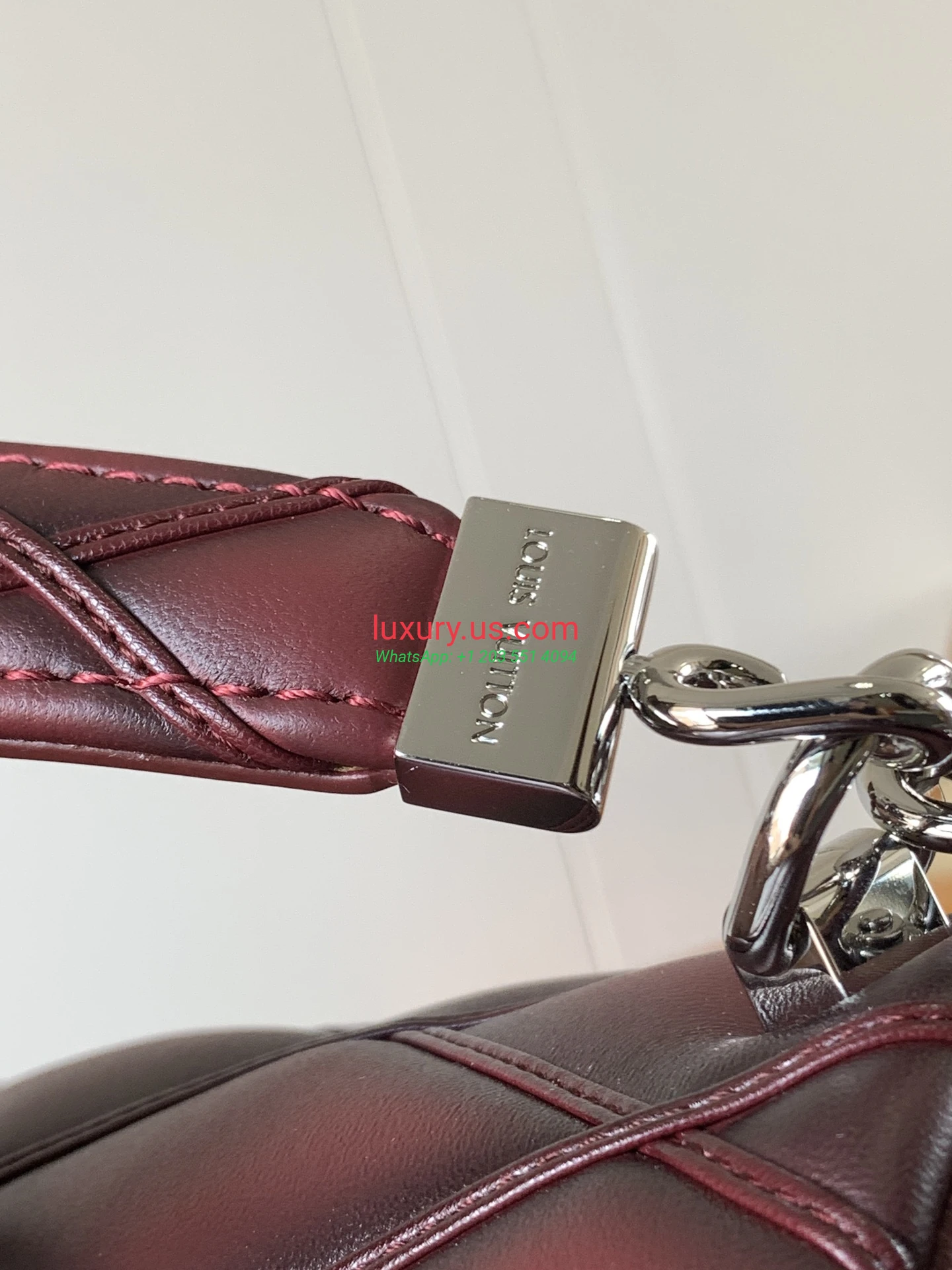 Louis Vuitton Twist M12567 23x16x10 cm - Replica Bag high-quality replicas, exquisite design, perfect details. Louis Vuitton Twist M12567 23x16x10 cm - Replica Bag high-quality replicas, exquisite design, perfect details.