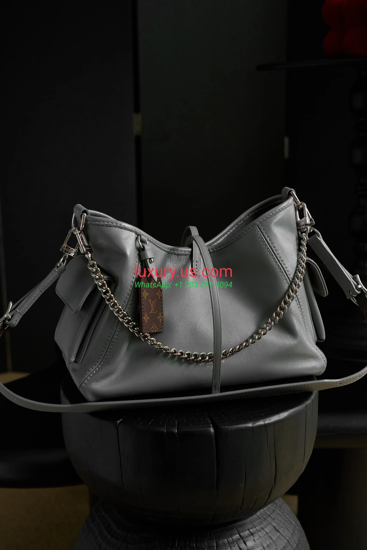 LOUISVUITTON CarryAll M12579 33.5 cm Dark - Replica Bag high-quality replicas, exquisite design, perfect details. LOUISVUITTON CarryAll M12579 33.5 cm Dark - Replica Bag high-quality replicas, exquisite design, perfect details.
