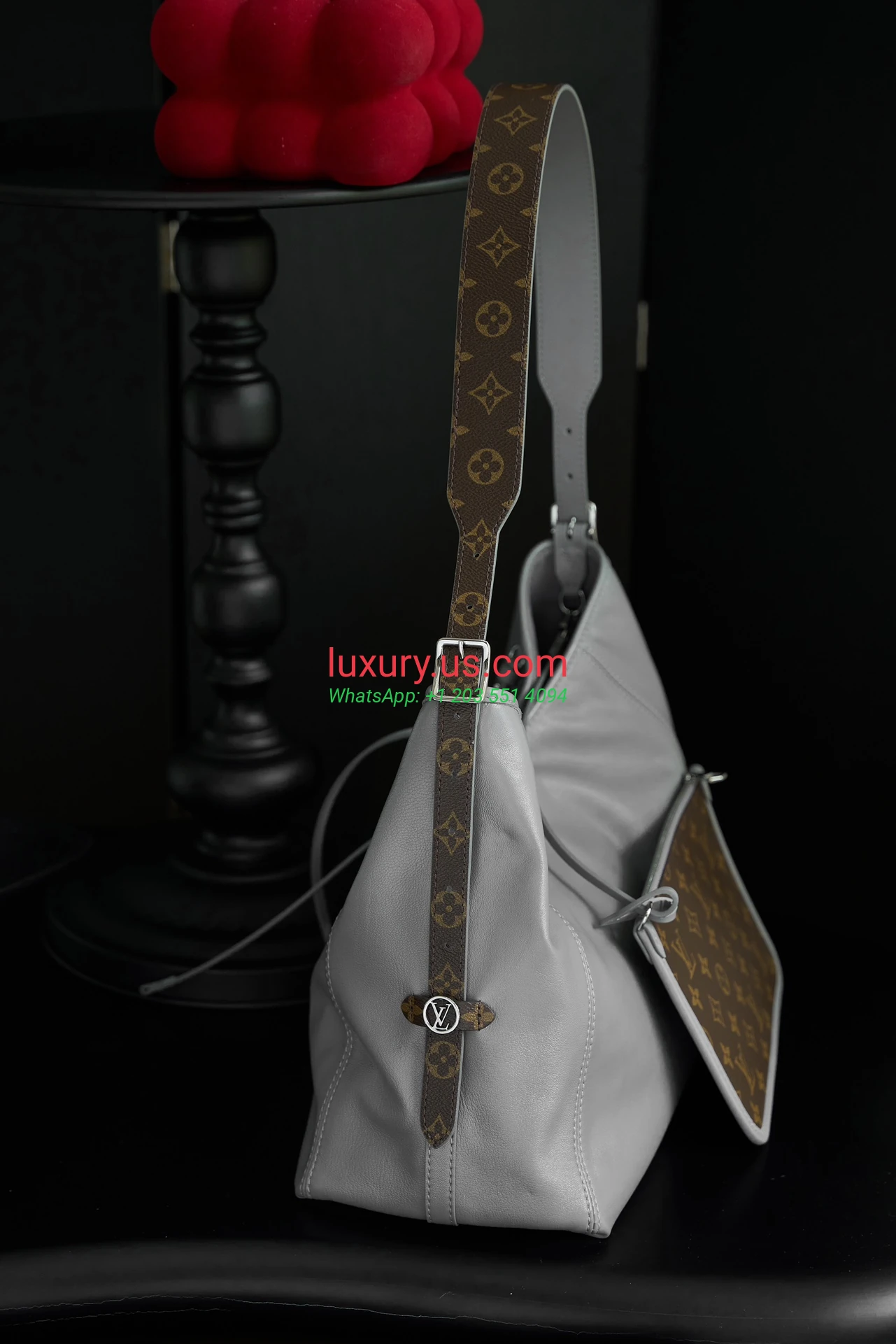LOUISVUITTON CarryAll M12583 39 cm Dark - Replica Bag high-quality replicas, exquisite design, perfect details. LOUISVUITTON CarryAll M12583 39 cm Dark - Replica Bag high-quality replicas, exquisite design, perfect details.
