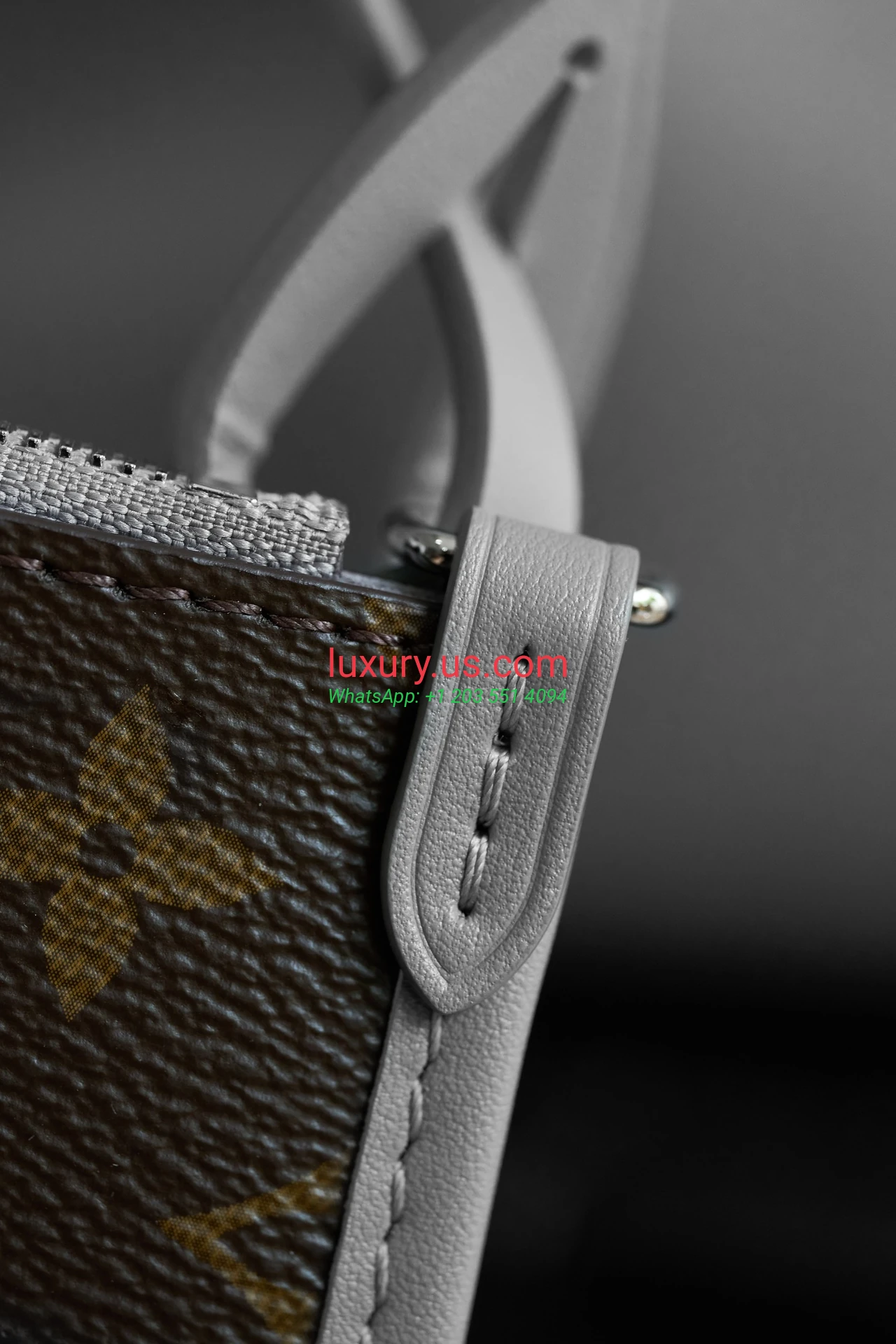 LOUISVUITTON CarryAll M12583 39 cm Dark - Replica Bag high-quality replicas, exquisite design, perfect details. LOUISVUITTON CarryAll M12583 39 cm Dark - Replica Bag high-quality replicas, exquisite design, perfect details.