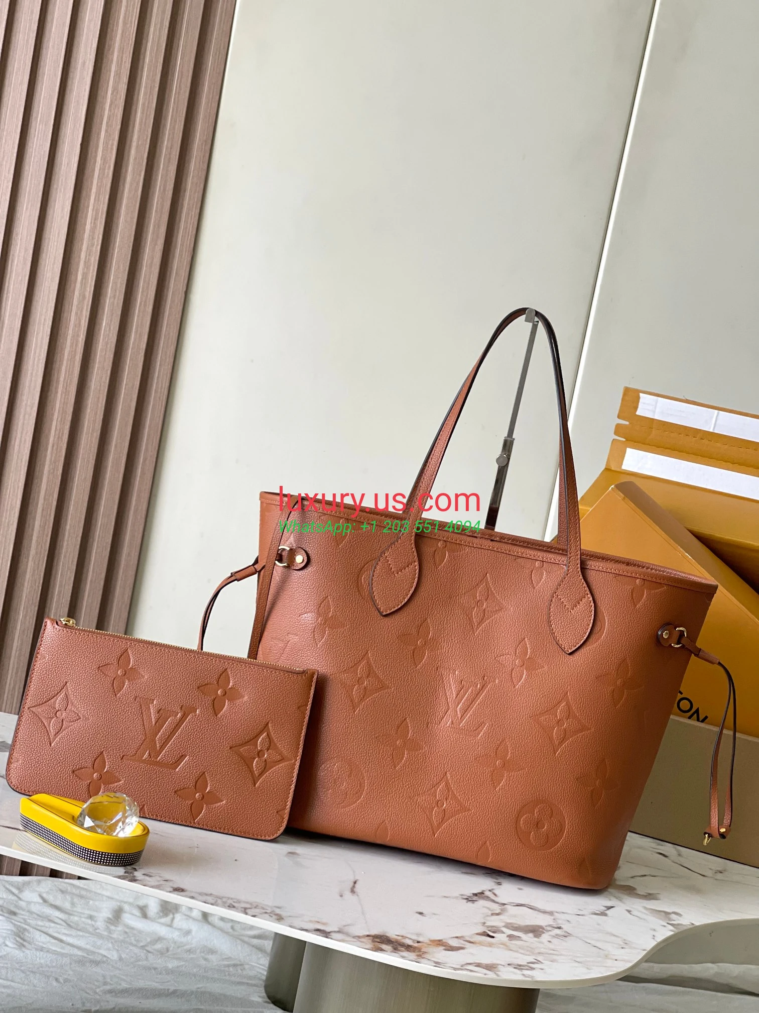 LOUISVUITTON Neverfull M12605 31x28x14 cm Caramel - Replica Bag high-quality replicas, exquisite design, perfect details. LOUISVUITTON Neverfull M12605 31x28x14 cm Caramel - Replica Bag high-quality replicas, exquisite design, perfect details.