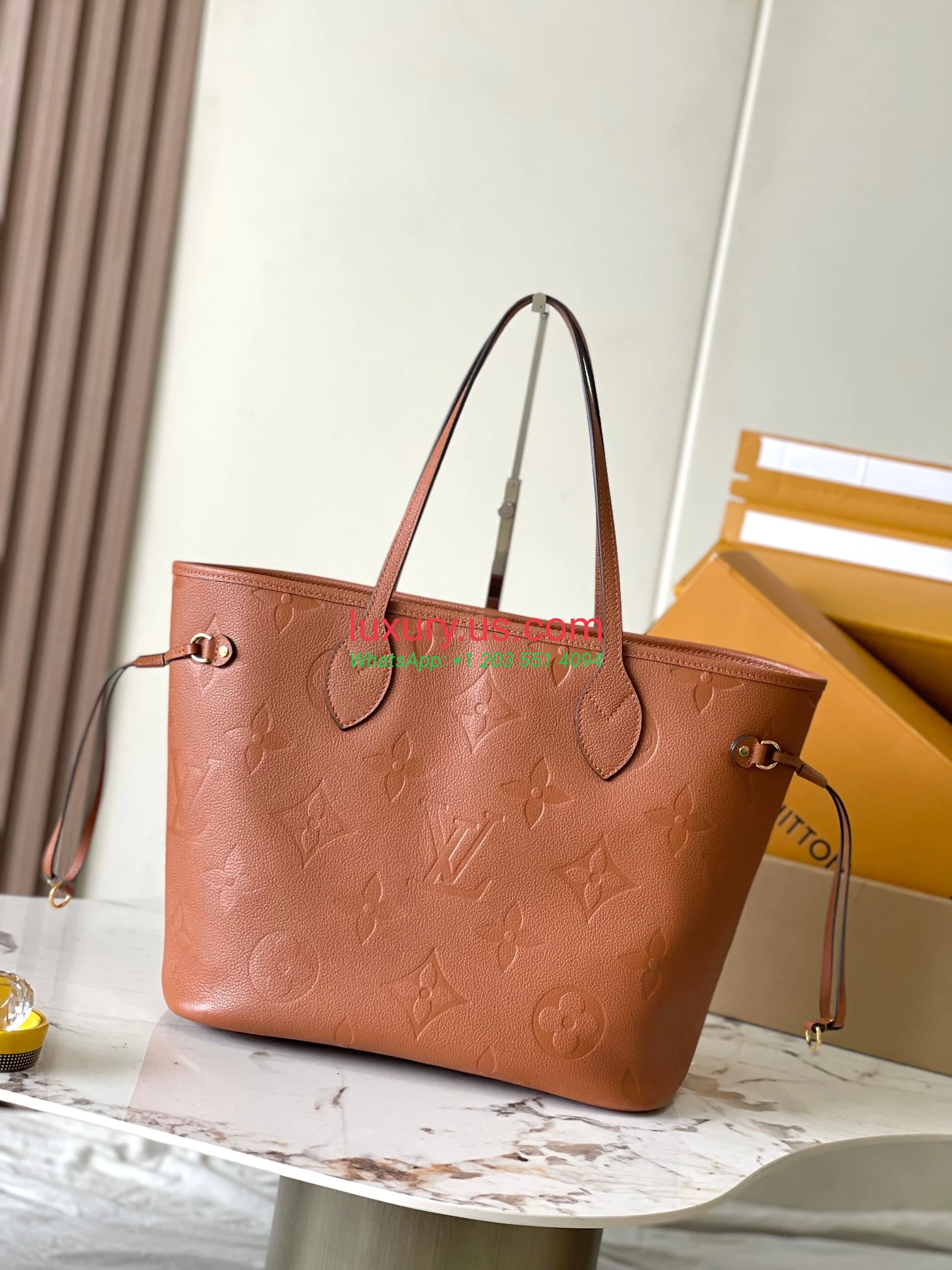 LOUISVUITTON Neverfull M12605 31x28x14 cm Caramel - Replica Bag high-quality replicas, exquisite design, perfect details. LOUISVUITTON Neverfull M12605 31x28x14 cm Caramel - Replica Bag high-quality replicas, exquisite design, perfect details.