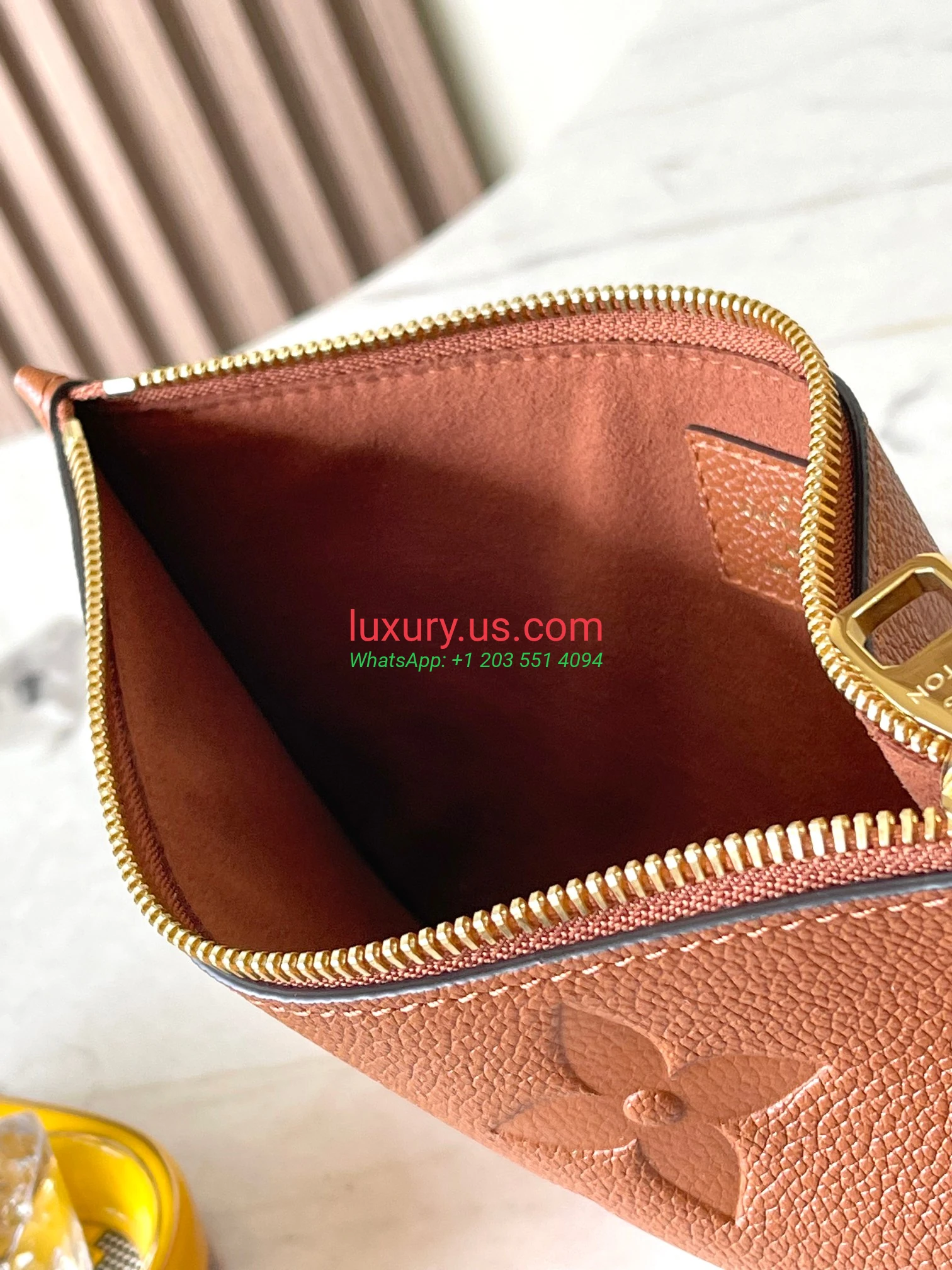 LOUISVUITTON Neverfull M12605 31x28x14 cm Caramel - Replica Bag high-quality replicas, exquisite design, perfect details. LOUISVUITTON Neverfull M12605 31x28x14 cm Caramel - Replica Bag high-quality replicas, exquisite design, perfect details.