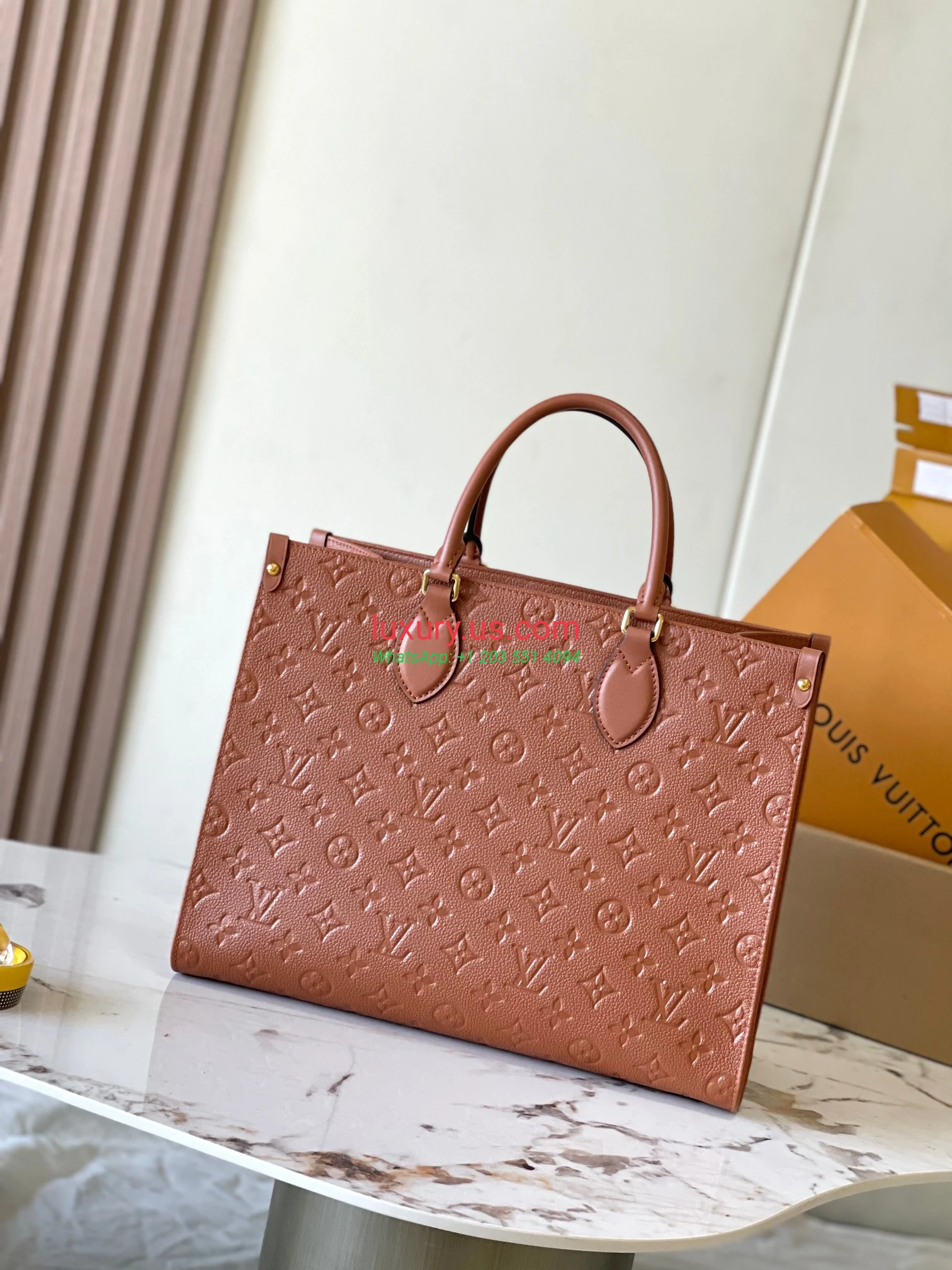 LOUISVUITTON OnTheGo M12775 35x27x14 cm Caramel - Replica Bag high-quality replicas, exquisite design, perfect details. LOUISVUITTON OnTheGo M12775 35x27x14 cm Caramel - Replica Bag high-quality replicas, exquisite design, perfect details.