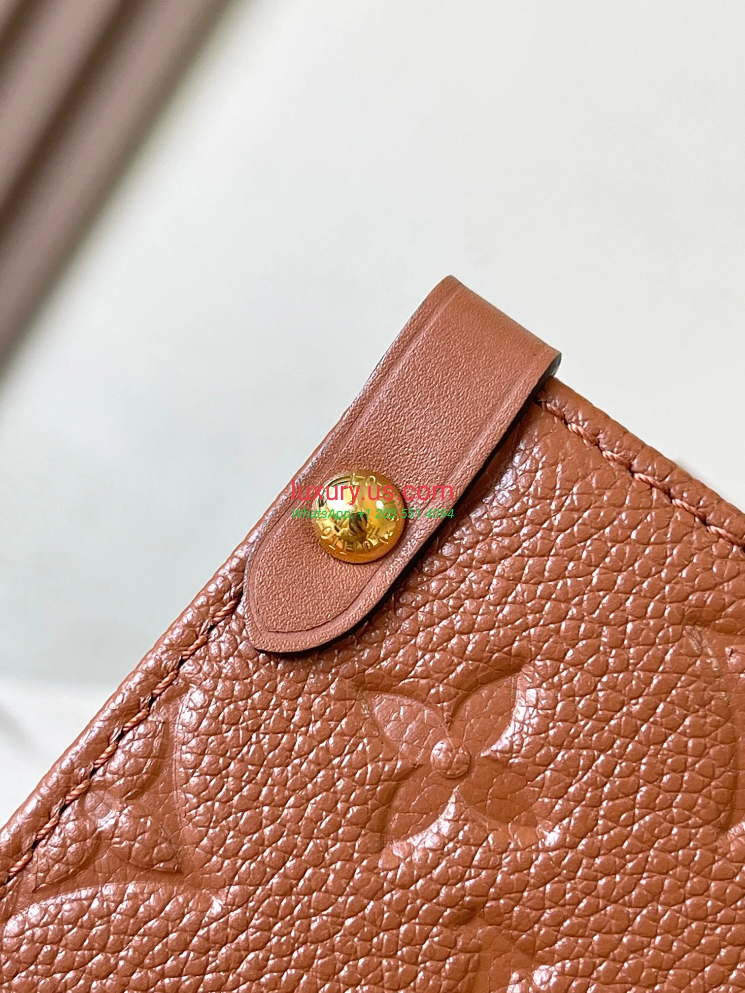 LOUISVUITTON OnTheGo M12775 35x27x14 cm Caramel - Replica Bag high-quality replicas, exquisite design, perfect details. LOUISVUITTON OnTheGo M12775 35x27x14 cm Caramel - Replica Bag high-quality replicas, exquisite design, perfect details.