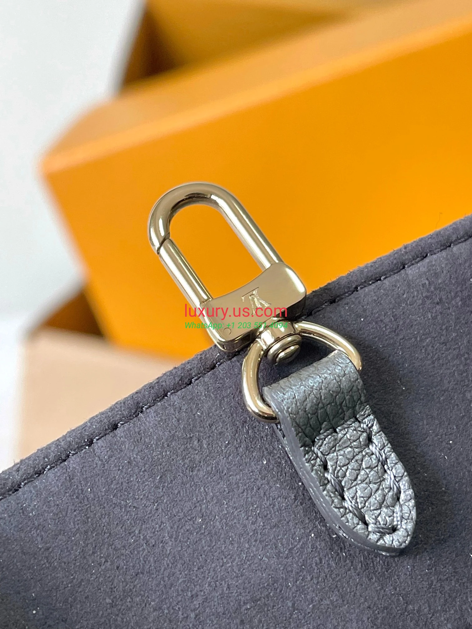 LOUISVUITTON OnTheGo M12886 25x19x11.5 cm Iron Gray - Replica Bag high-quality replicas, exquisite design, perfect details. LOUISVUITTON OnTheGo M12886 25x19x11.5 cm Iron Gray - Replica Bag high-quality replicas, exquisite design, perfect details.