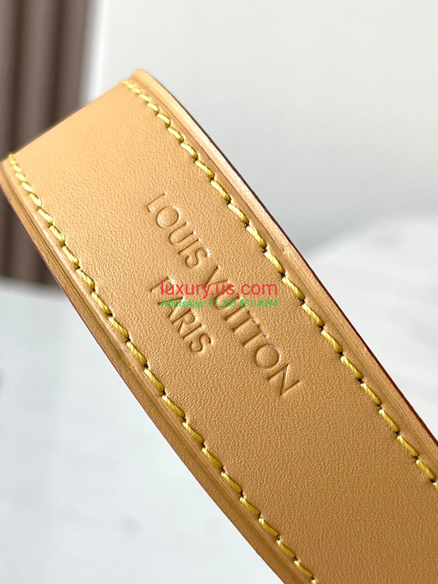 LOUISVUITTON CarryAll M13014 17x10x26 cm - Replica Bag high-quality replicas, exquisite design, perfect details. LOUISVUITTON CarryAll M13014 17x10x26 cm - Replica Bag high-quality replicas, exquisite design, perfect details.