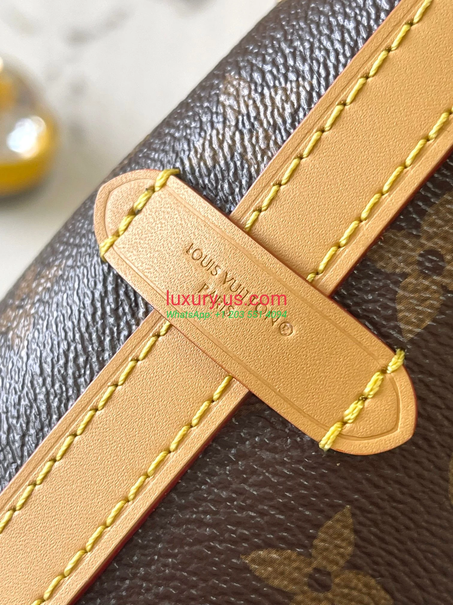 LOUISVUITTON CarryAll M13014 17x10x26 cm - Replica Bag high-quality replicas, exquisite design, perfect details. LOUISVUITTON CarryAll M13014 17x10x26 cm - Replica Bag high-quality replicas, exquisite design, perfect details.
