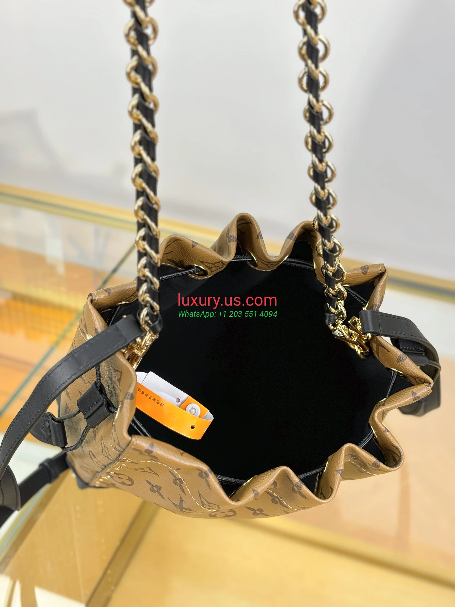 LOUISVUITTON Noé M13324 M 27x23x8 cm Yellow Flower - Replica Bag high-quality replicas, exquisite design, perfect details. LOUISVUITTON Noé M13324 M 27x23x8 cm Yellow Flower - Replica Bag high-quality replicas, exquisite design, perfect details.