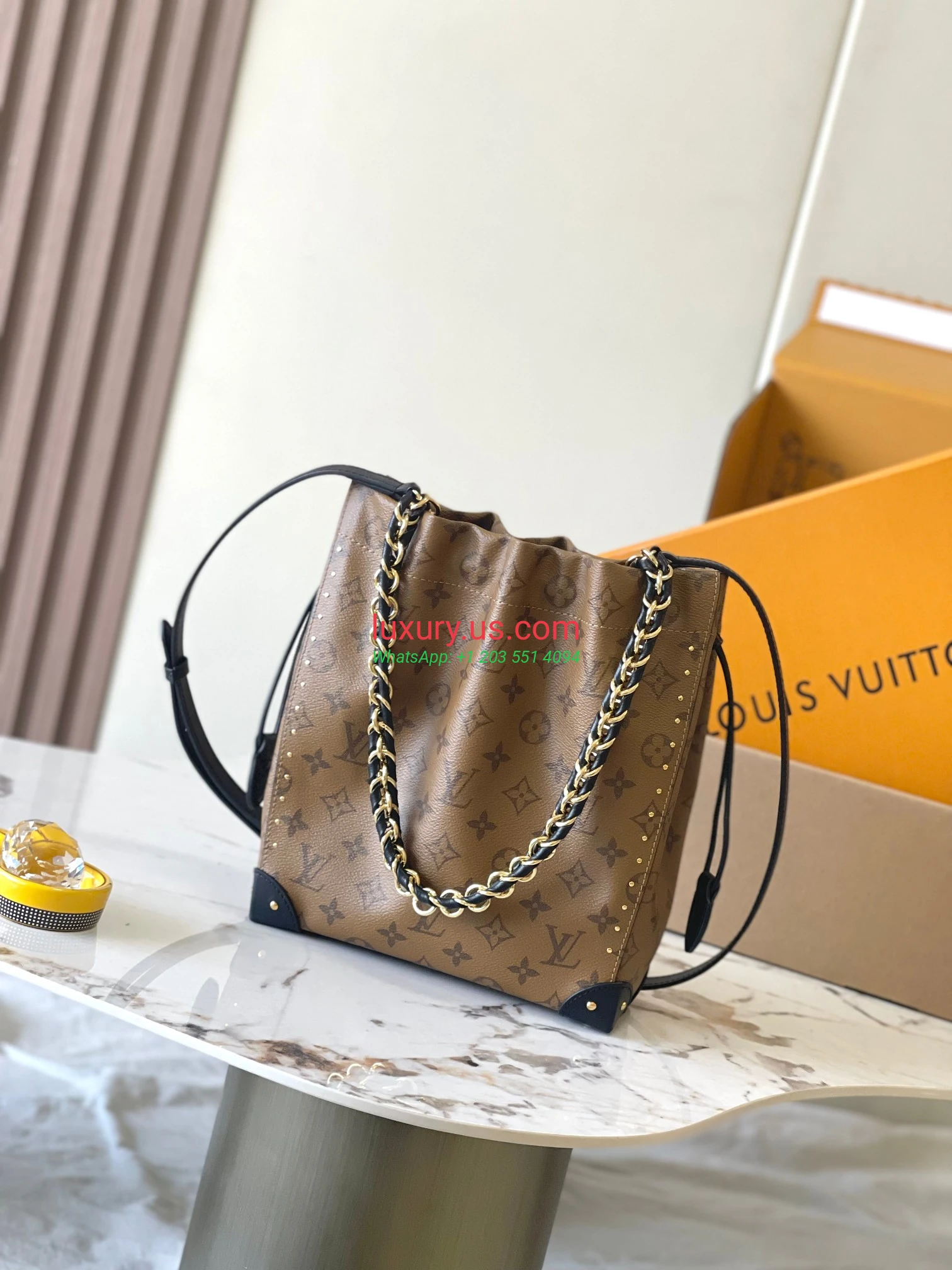 LOUISVUITTON Noé M13324 S 23x27x8 cm Yellow Flower - Replica Bag high-quality replicas, exquisite design, perfect details. LOUISVUITTON Noé M13324 S 23x27x8 cm Yellow Flower - Replica Bag high-quality replicas, exquisite design, perfect details.