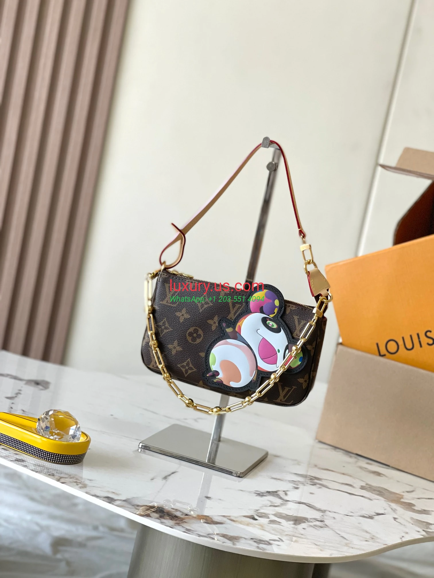 LOUISVUITTON Pochette M13440 22x13x4 cm - Replica Bag high-quality replicas, exquisite design, perfect details. LOUISVUITTON Pochette M13440 22x13x4 cm - Replica Bag high-quality replicas, exquisite design, perfect details.