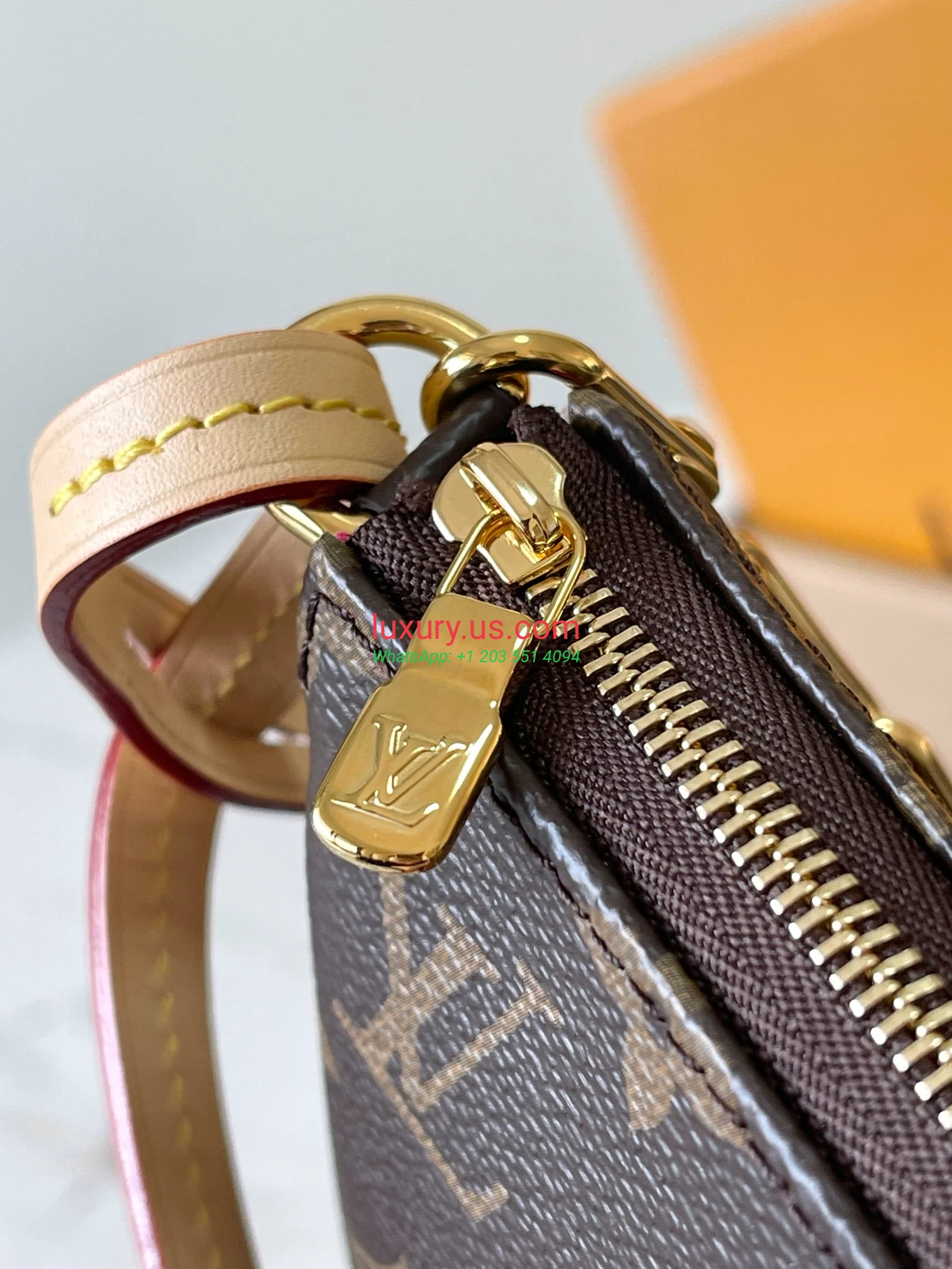 LOUISVUITTON Pochette M13440 22x13x4 cm - Replica Bag high-quality replicas, exquisite design, perfect details. LOUISVUITTON Pochette M13440 22x13x4 cm - Replica Bag high-quality replicas, exquisite design, perfect details.