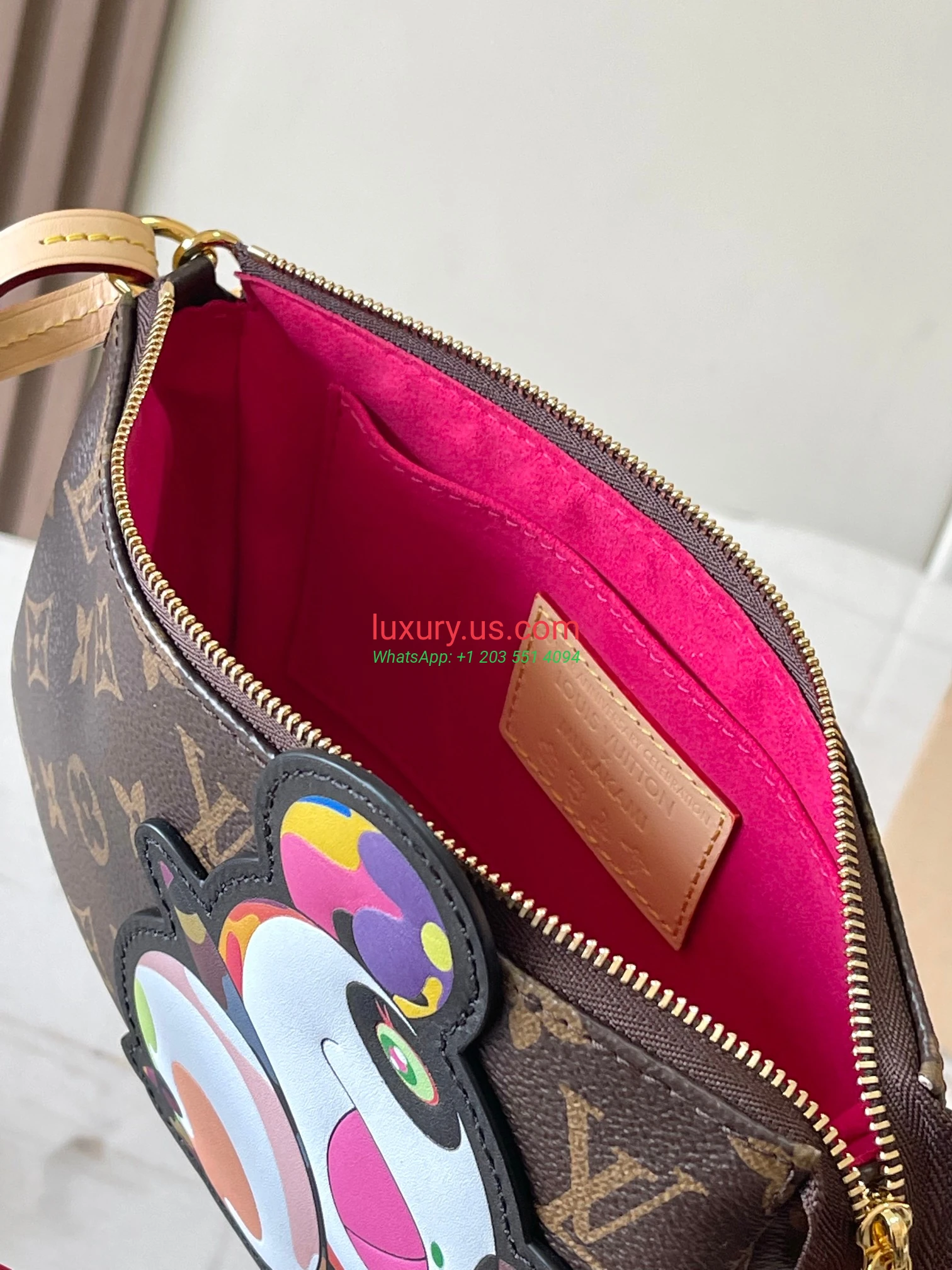 LOUISVUITTON Pochette M13440 22x13x4 cm - Replica Bag high-quality replicas, exquisite design, perfect details. LOUISVUITTON Pochette M13440 22x13x4 cm - Replica Bag high-quality replicas, exquisite design, perfect details.