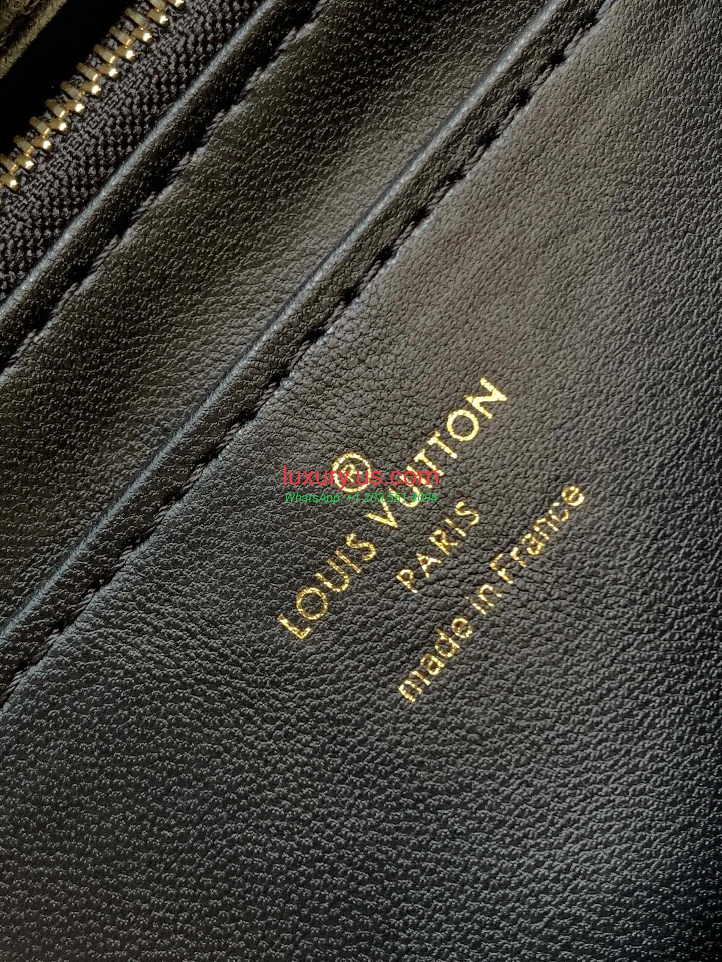 Louis Vuitton Twist M22891 Black Pink 23x16x10 cm Dark Grey, Beige, Brown, Black, Vanilla, Pink Gradient, Dark Blue, Blue Gradient, Blue and White Check, Red and White Check, Silver, Patent Leather, Black and Pink Gradient, Light Blue Gradient, Nude Pink Gradient, Wine Red, Black Hardware, Light Coffee, White Leather with Black Stripe - Replica Bag high-quality replicas, exquisite design, perfect details. Louis Vuitton Twist M22891 Black Pink 23x16x10 cm Dark Grey, Beige, Brown, Black, Vanilla, Pink Gradient, Dark Blue, Blue Gradient, Blue and White Check, Red and White Check, Silver, Patent Leather, Black and Pink Gradient, Light Blue Gradient, Nude Pink Gradient, Wine Red, Black Hardware, Light Coffee, White Leather with Black Stripe - Replica Bag high-quality replicas, exquisite design, perfect details.