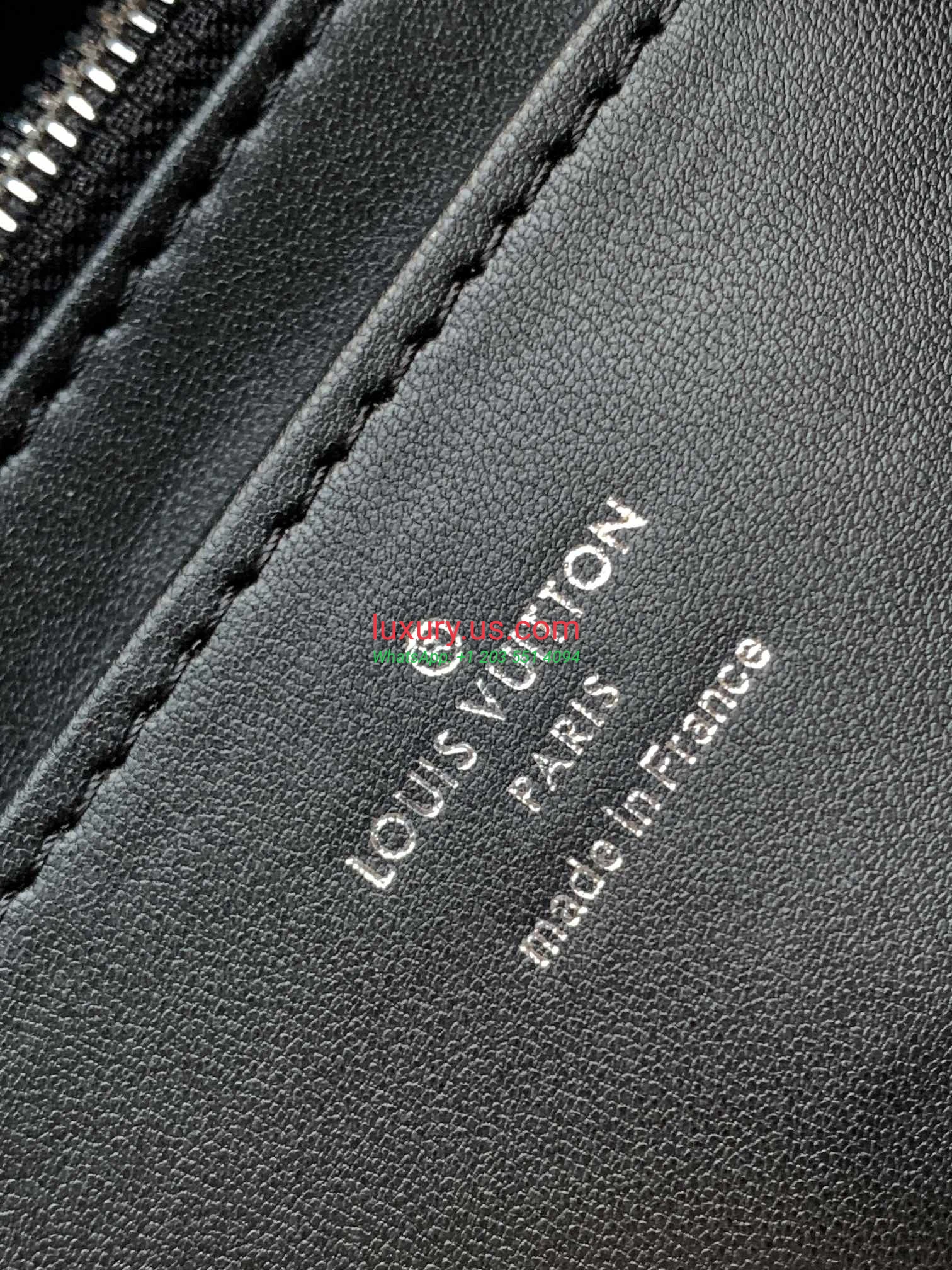 Louis Vuitton Twist M22891 Blue 23x16x10 cm - Replica Bag high-quality replicas, exquisite design, perfect details. Louis Vuitton Twist M22891 Blue 23x16x10 cm - Replica Bag high-quality replicas, exquisite design, perfect details.