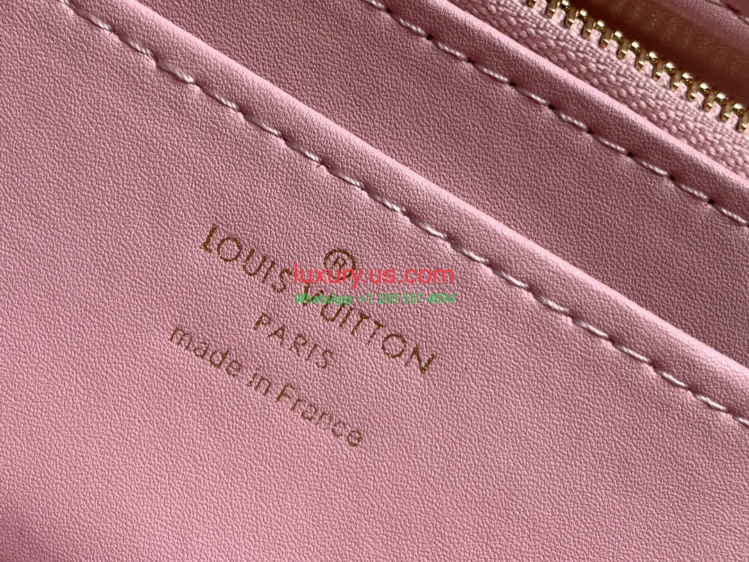 Louis Vuitton Twist M22891 DeepPink 23x16x10 cm - Replica Bag high-quality replicas, exquisite design, perfect details. Louis Vuitton Twist M22891 DeepPink 23x16x10 cm - Replica Bag high-quality replicas, exquisite design, perfect details.