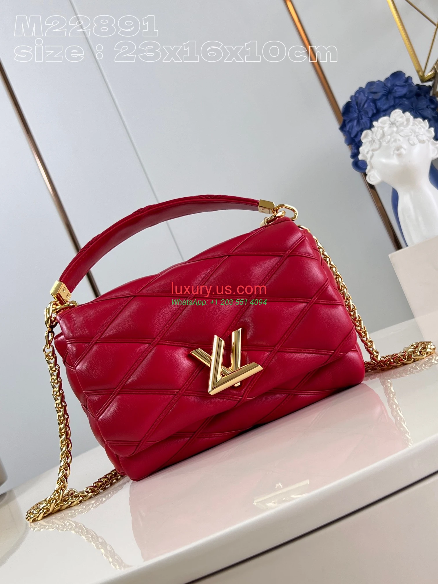 Louis Vuitton Twist M22891 Red 23x16x10 cm Red - Replica Bag high-quality replicas, exquisite design, perfect details. Louis Vuitton Twist M22891 Red 23x16x10 cm Red - Replica Bag high-quality replicas, exquisite design, perfect details.