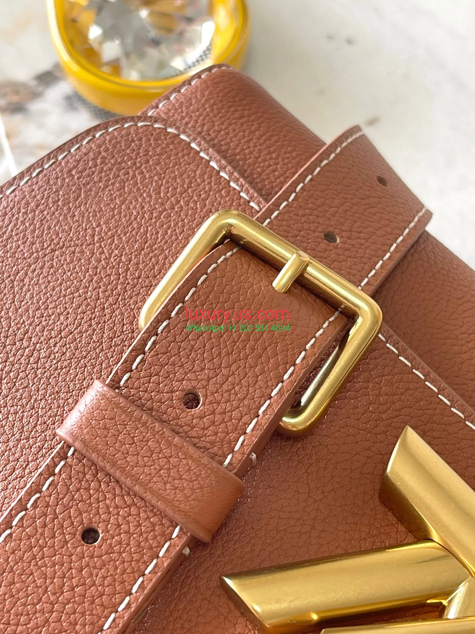 LOUISVUITTON Twist M24640 27x19x9 cm Caramel - Replica Bag high-quality replicas, exquisite design, perfect details. LOUISVUITTON Twist M24640 27x19x9 cm Caramel - Replica Bag high-quality replicas, exquisite design, perfect details.