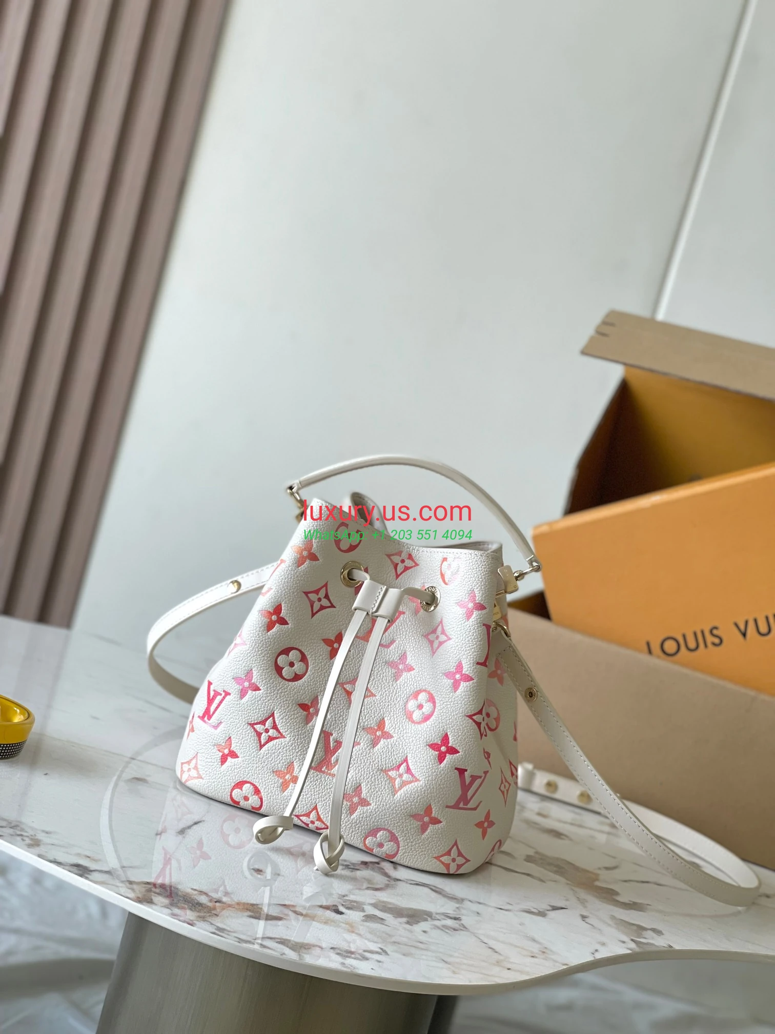 LOUISVUITTON Noé M24649 20x20x13 cm Strawberry Red - Replica Bag high-quality replicas, exquisite design, perfect details. LOUISVUITTON Noé M24649 20x20x13 cm Strawberry Red - Replica Bag high-quality replicas, exquisite design, perfect details.