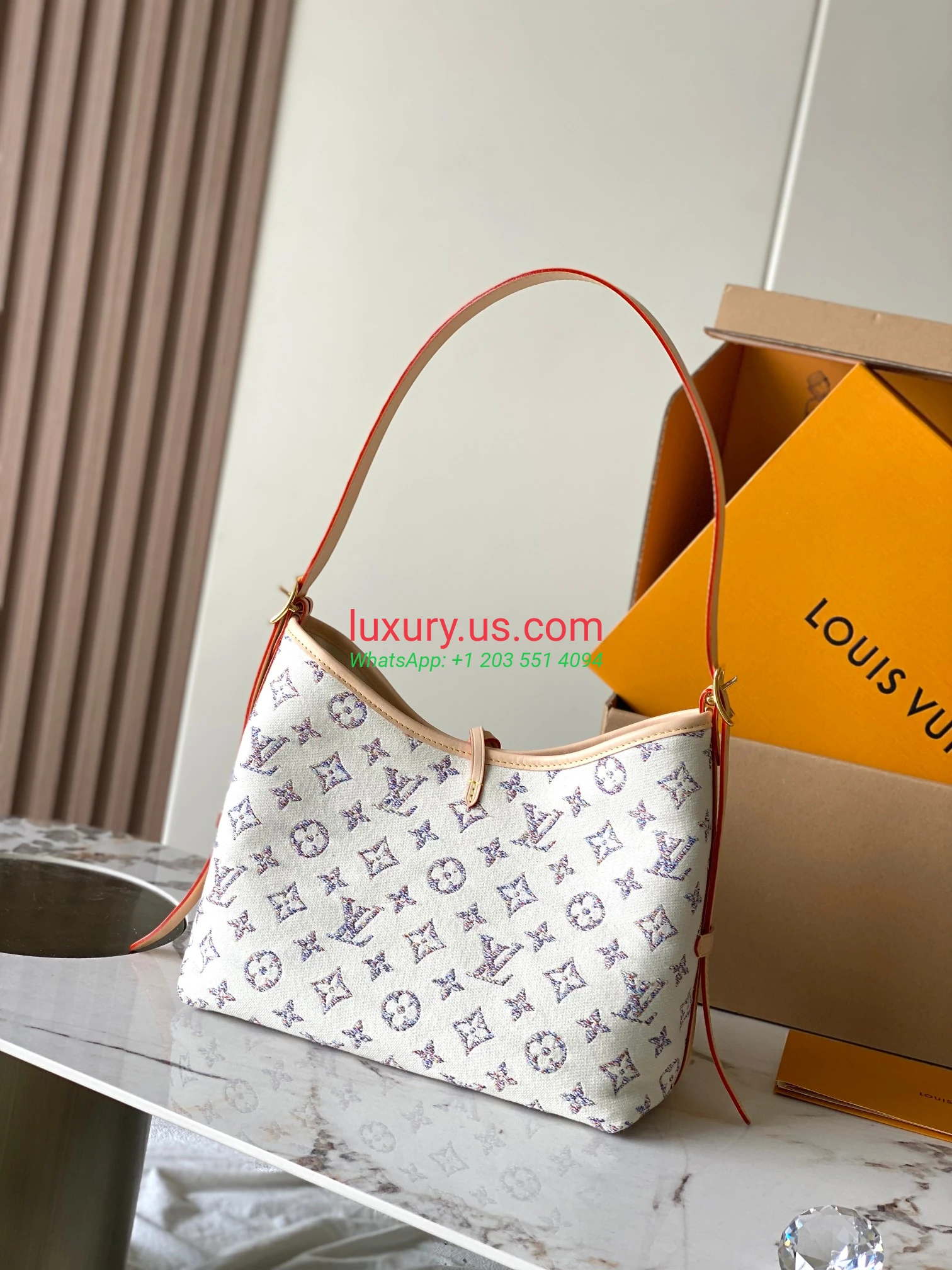 LOUISVUITTON CarryAll M24707 29x24x12 cm - Replica Bag high-quality replicas, exquisite design, perfect details. LOUISVUITTON CarryAll M24707 29x24x12 cm - Replica Bag high-quality replicas, exquisite design, perfect details.