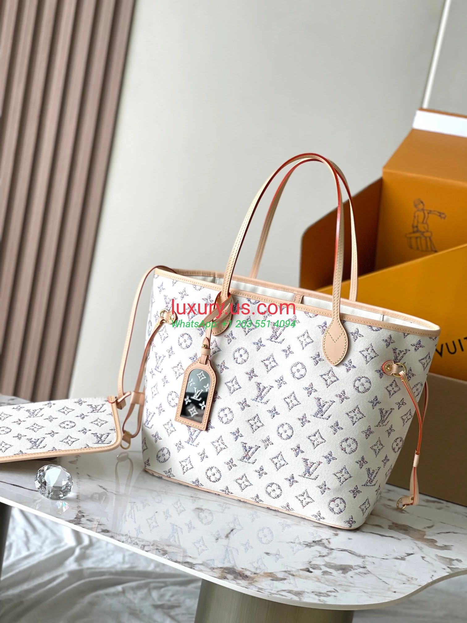 LOUISVUITTON Neverfull M24905 31x28x14 cm - Replica Bag high-quality replicas, exquisite design, perfect details. LOUISVUITTON Neverfull M24905 31x28x14 cm - Replica Bag high-quality replicas, exquisite design, perfect details.