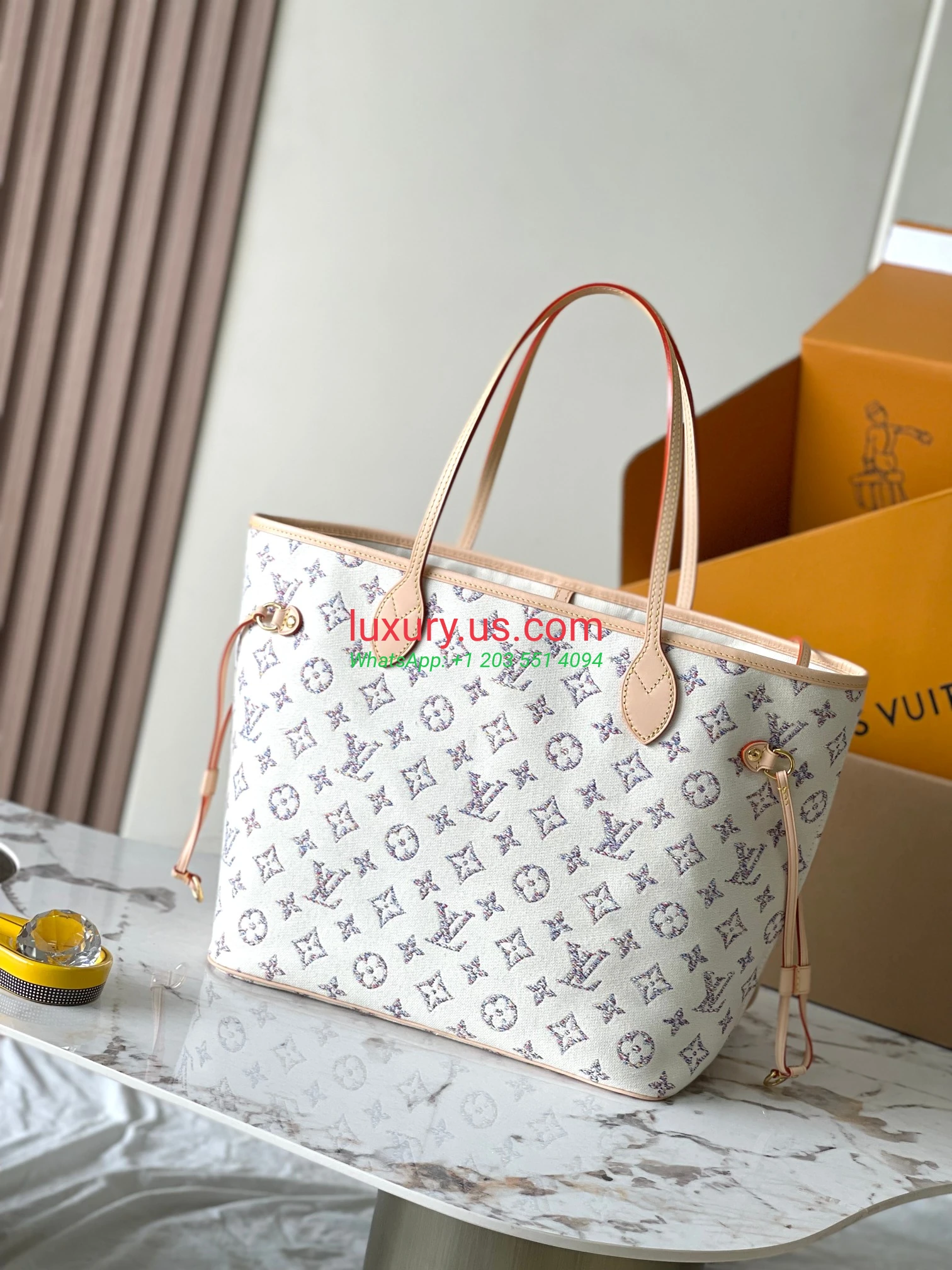 LOUISVUITTON Neverfull M24905 31x28x14 cm - Replica Bag high-quality replicas, exquisite design, perfect details. LOUISVUITTON Neverfull M24905 31x28x14 cm - Replica Bag high-quality replicas, exquisite design, perfect details.