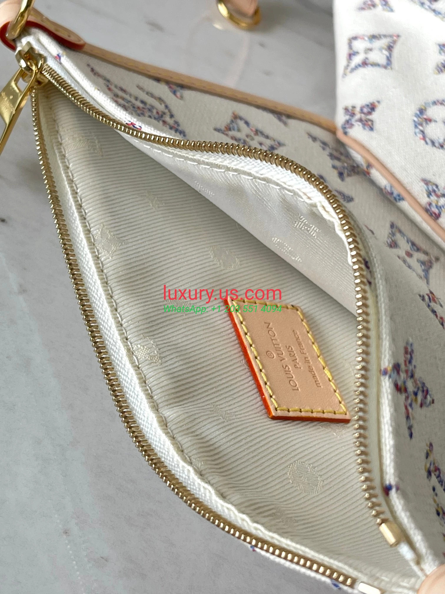 LOUISVUITTON Neverfull M24905 31x28x14 cm - Replica Bag high-quality replicas, exquisite design, perfect details. LOUISVUITTON Neverfull M24905 31x28x14 cm - Replica Bag high-quality replicas, exquisite design, perfect details.