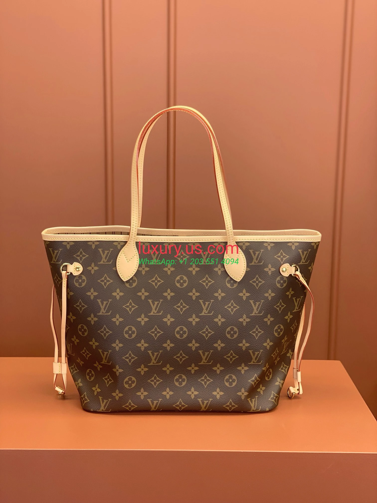 LOUISVUITTON Neverfull M40995 31x28x14 cm - Replica Bag high-quality replicas, exquisite design, perfect details. LOUISVUITTON Neverfull M40995 31x28x14 cm - Replica Bag high-quality replicas, exquisite design, perfect details.