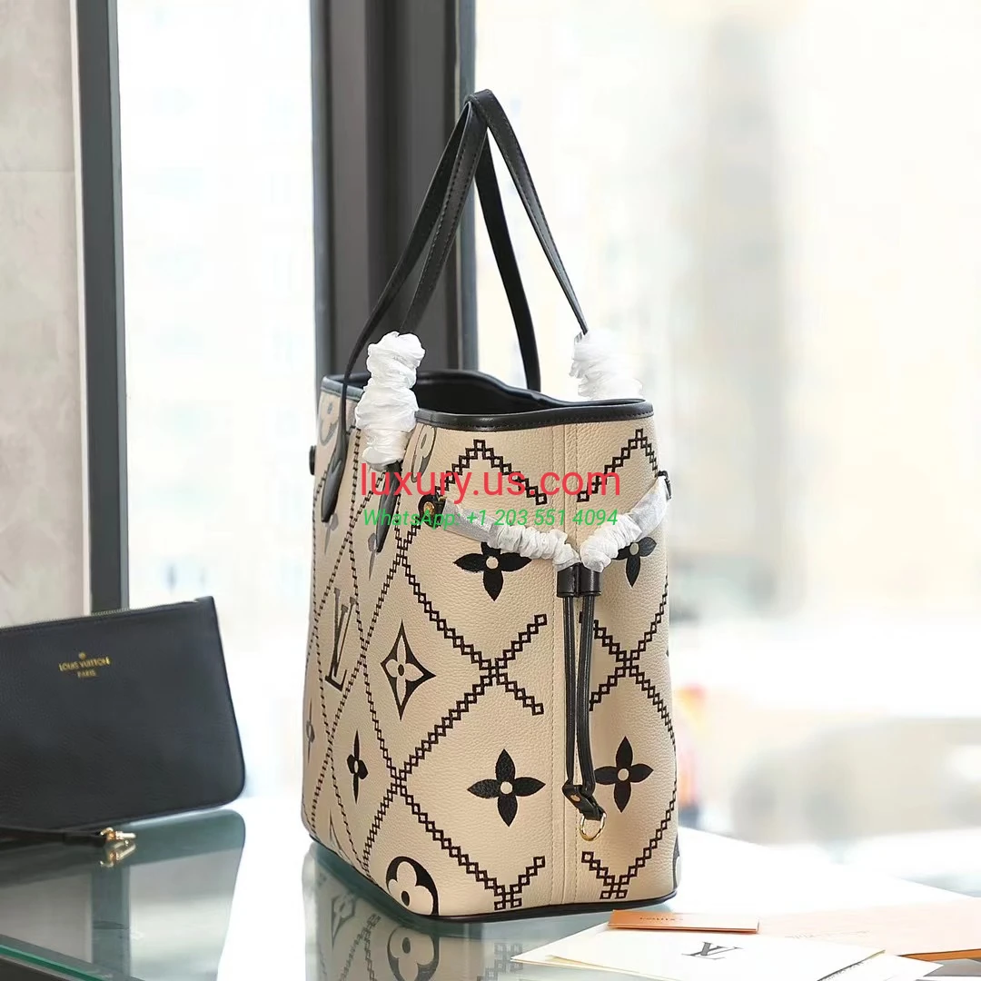LOUISVUITTON Neverfull M46040 31x28x14 cm Off-white - Replica Bag high-quality replicas, exquisite design, perfect details. LOUISVUITTON Neverfull M46040 31x28x14 cm Off-white - Replica Bag high-quality replicas, exquisite design, perfect details.